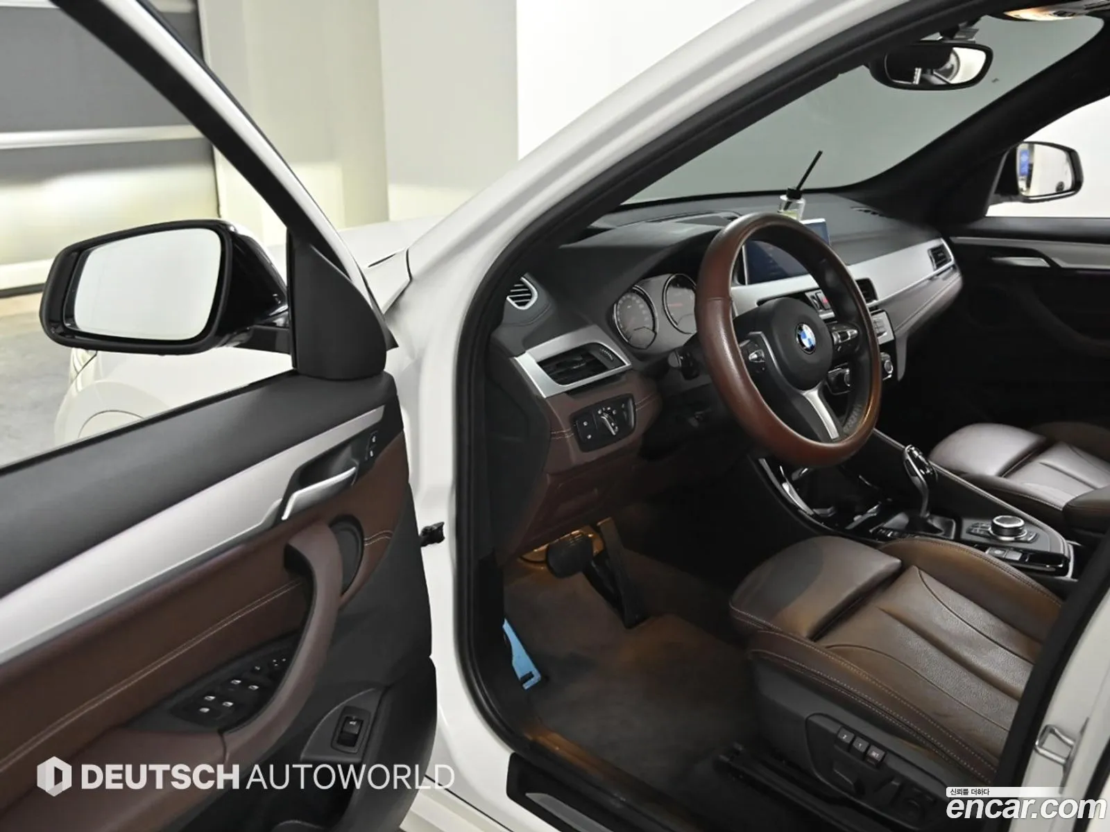 BMW X1 2022 — 12