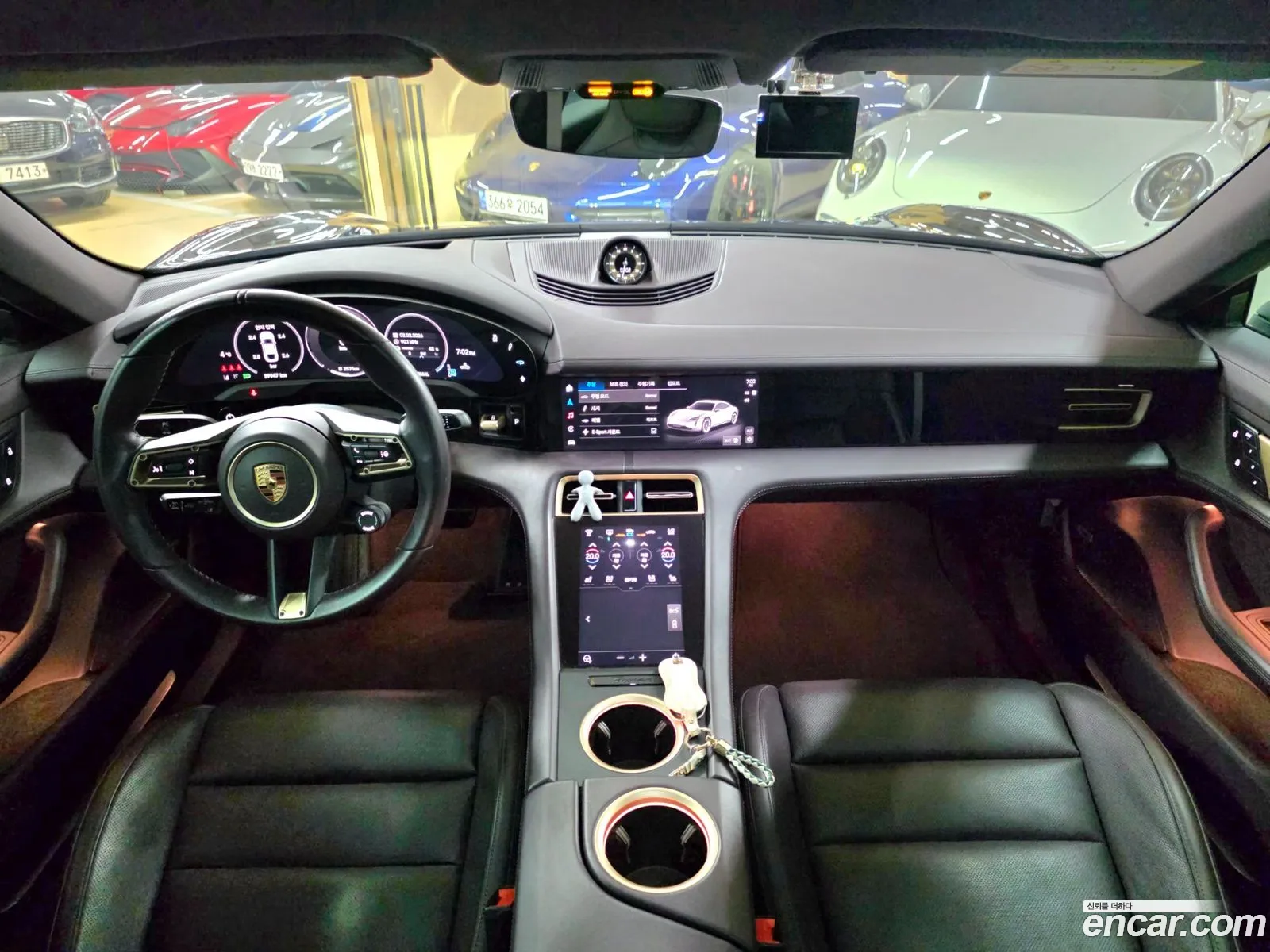 Porsche Taycan 2024 — 17