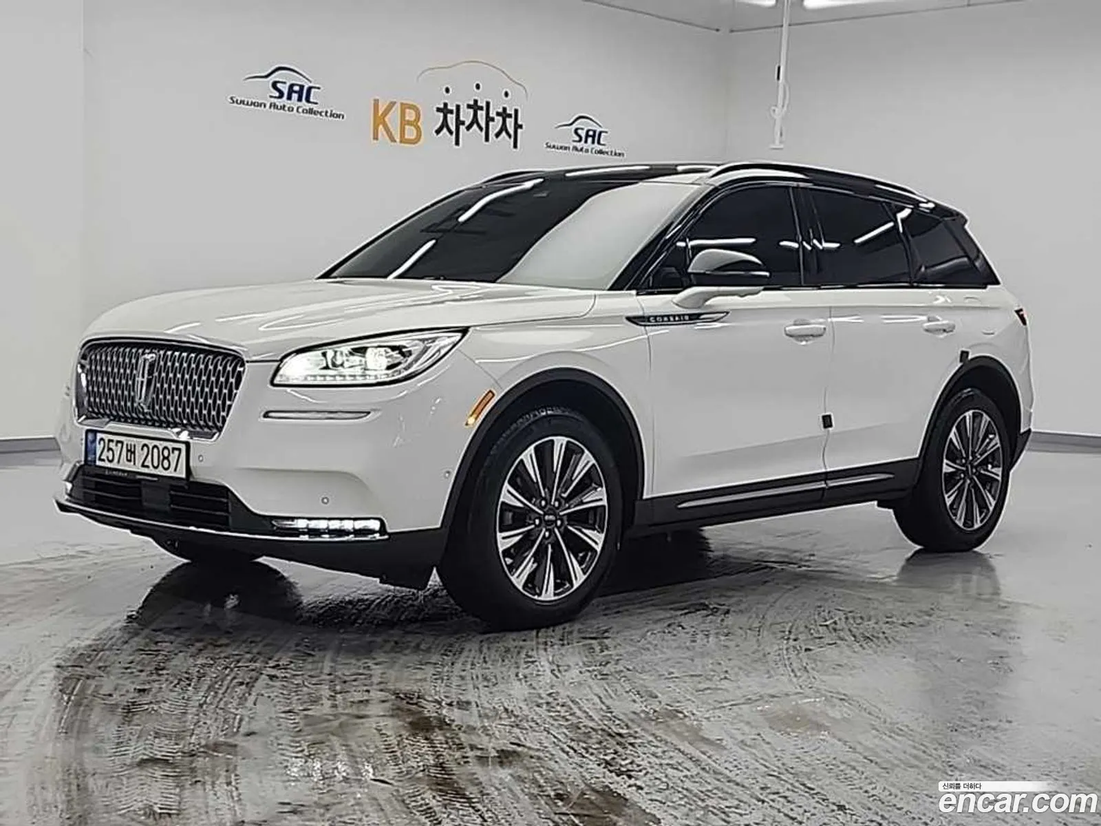 Lincoln Corsair 2021 — 17