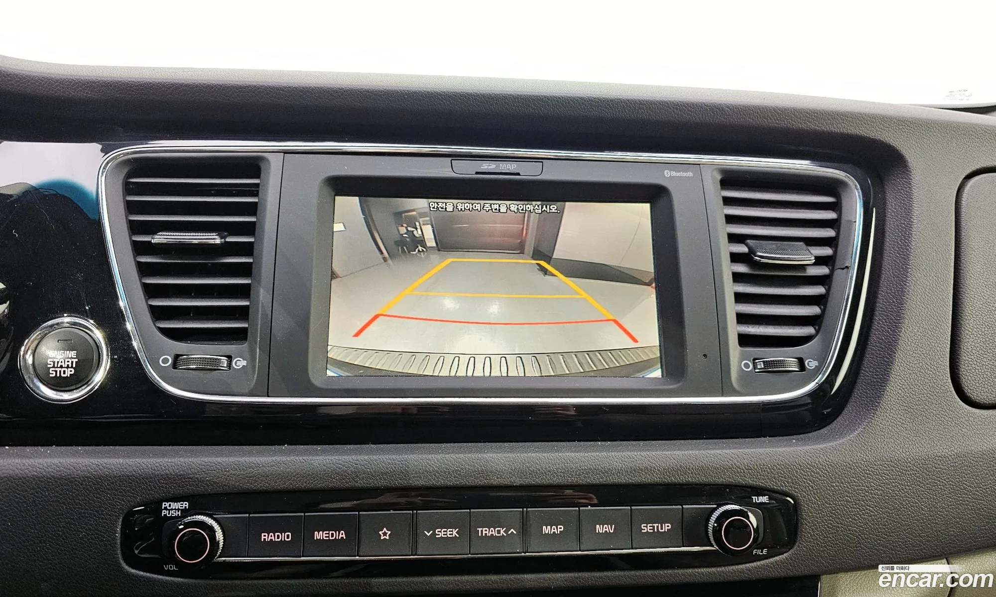 Kia Carnival 2018 — 10