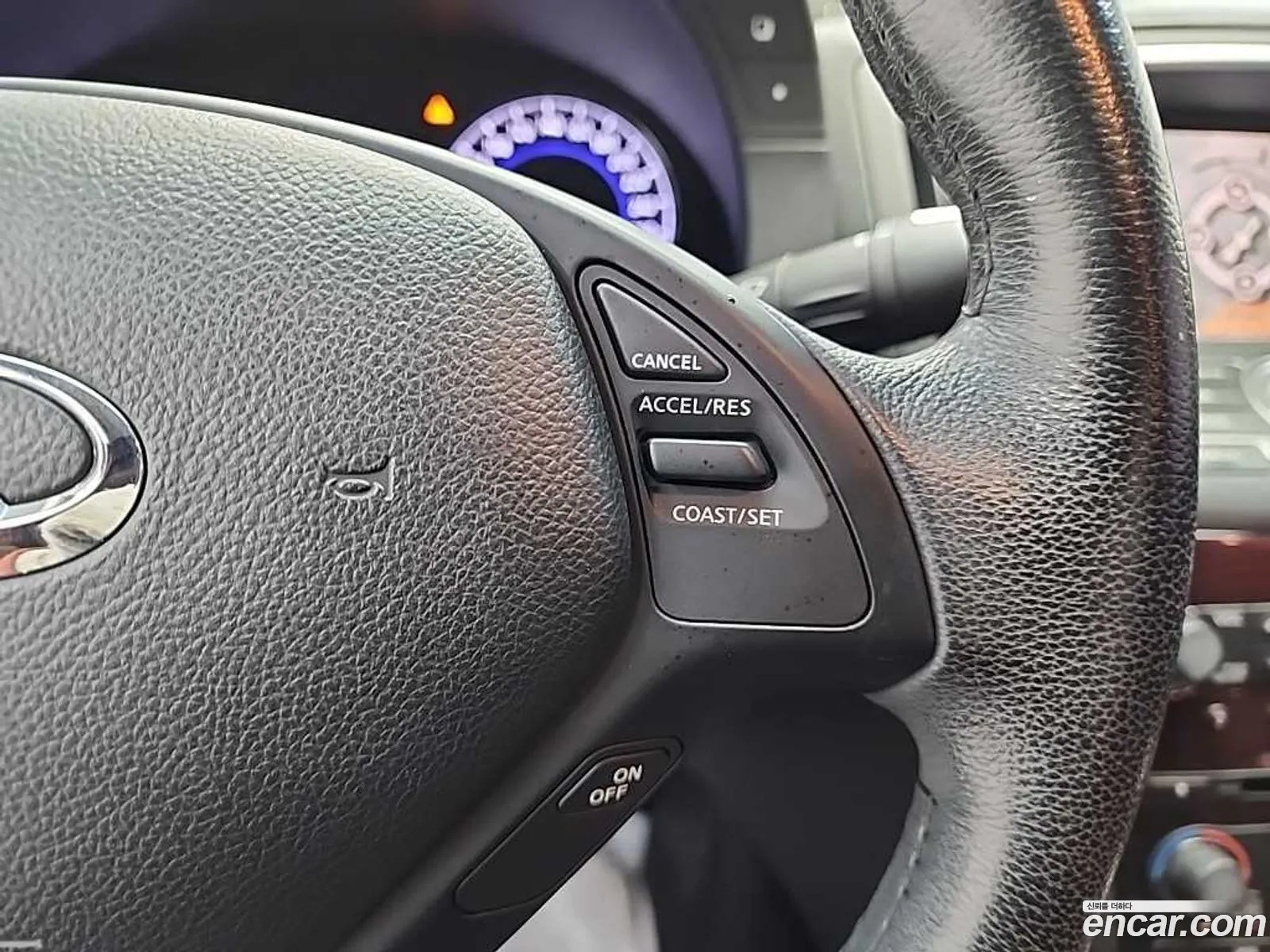Infiniti G25 2011 — 10