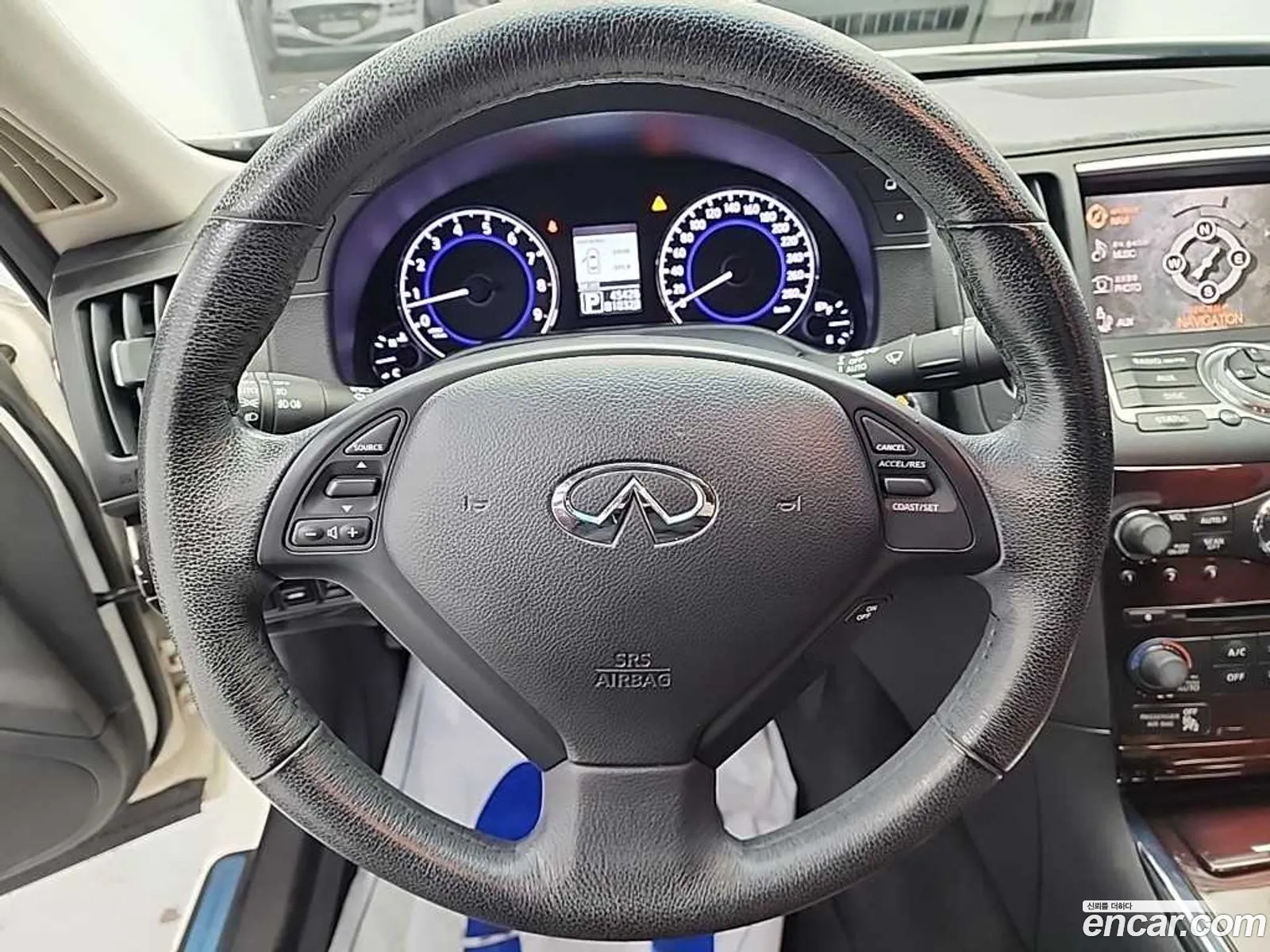Infiniti G25