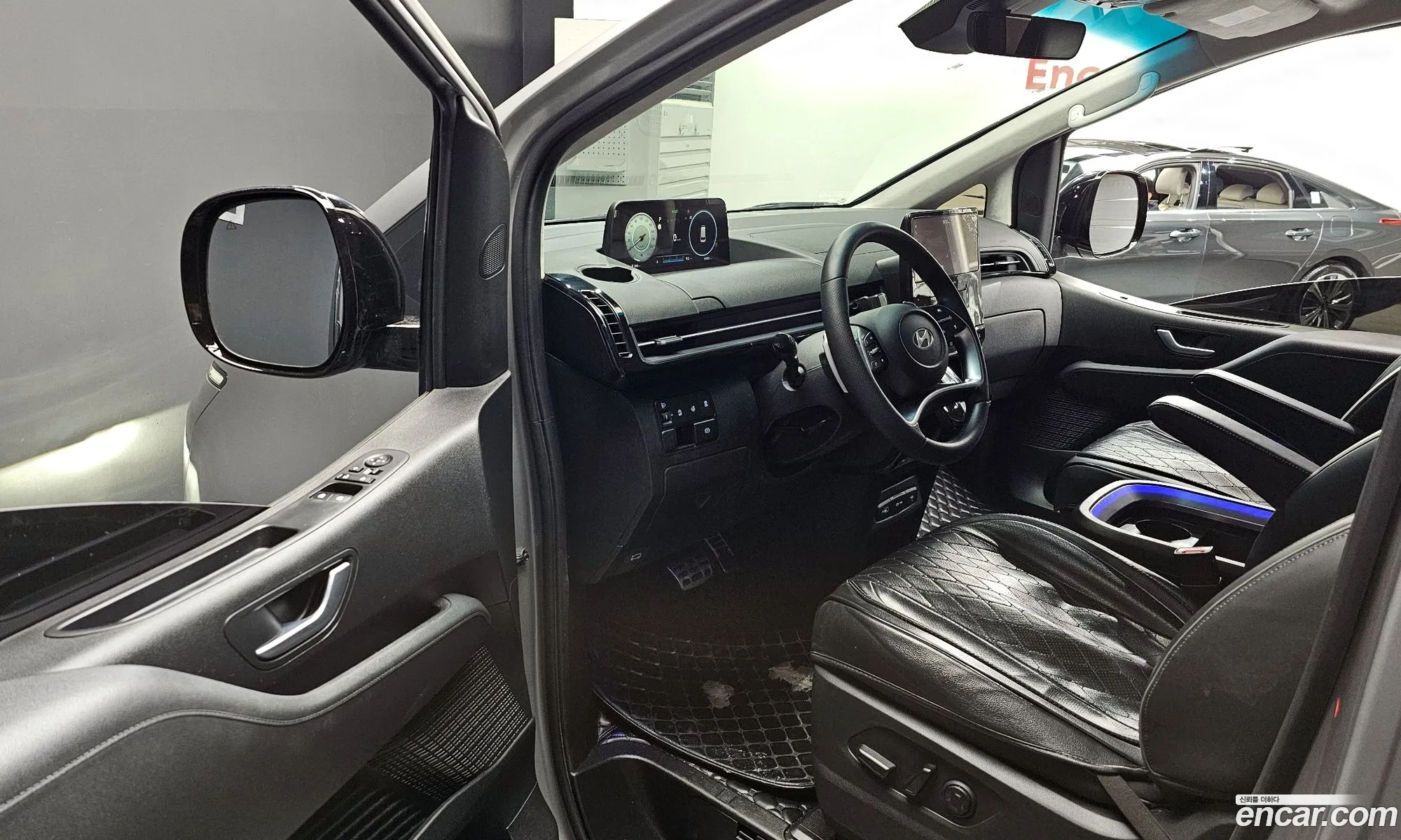 Hyundai Staria 2024 — 4