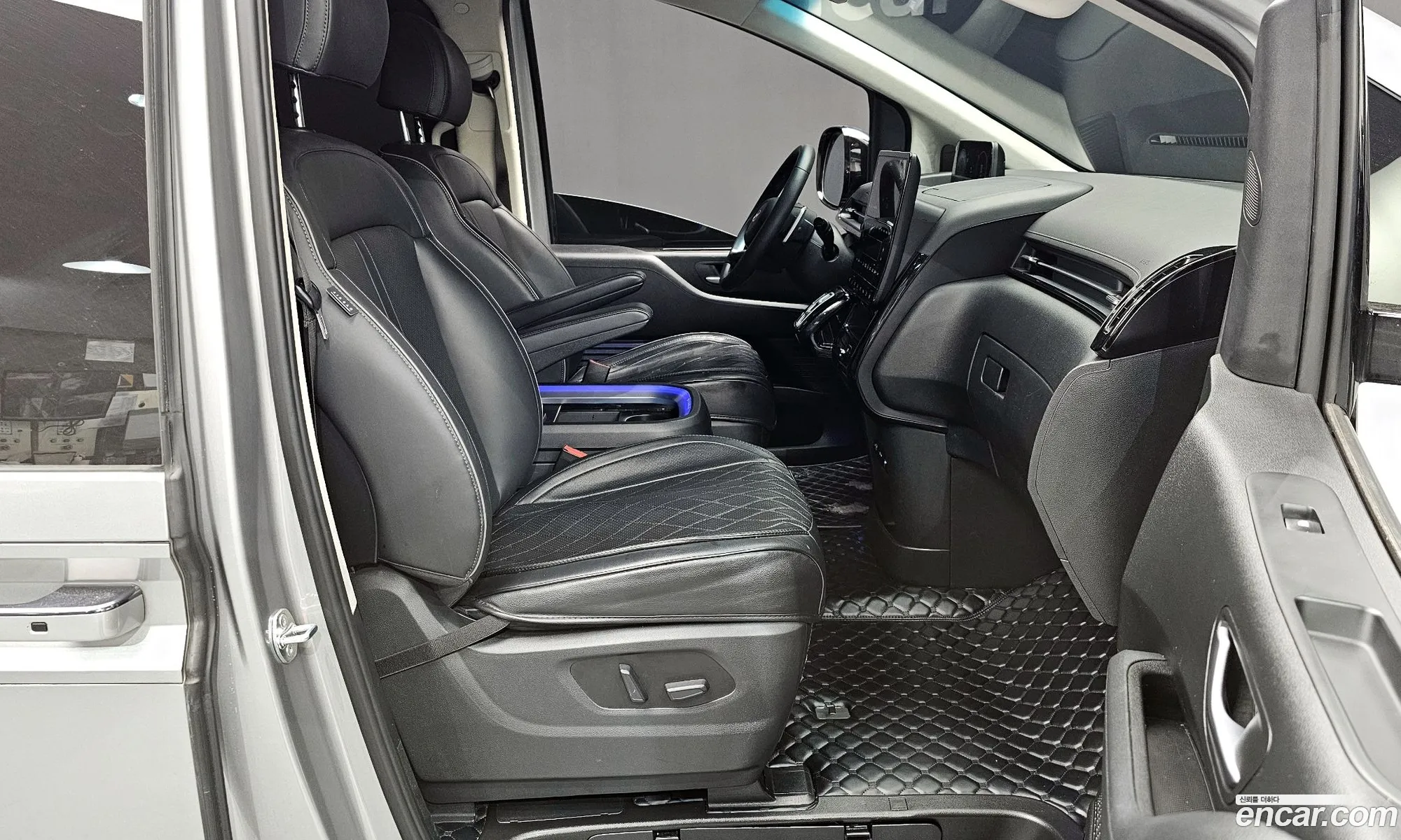 Hyundai Staria 2024 — 6