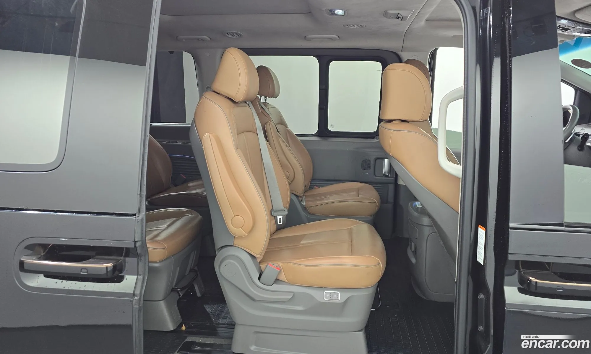 Hyundai Staria 2021 — 7