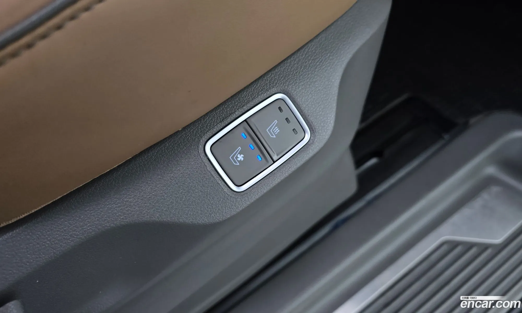 Hyundai Staria 2021 — 3