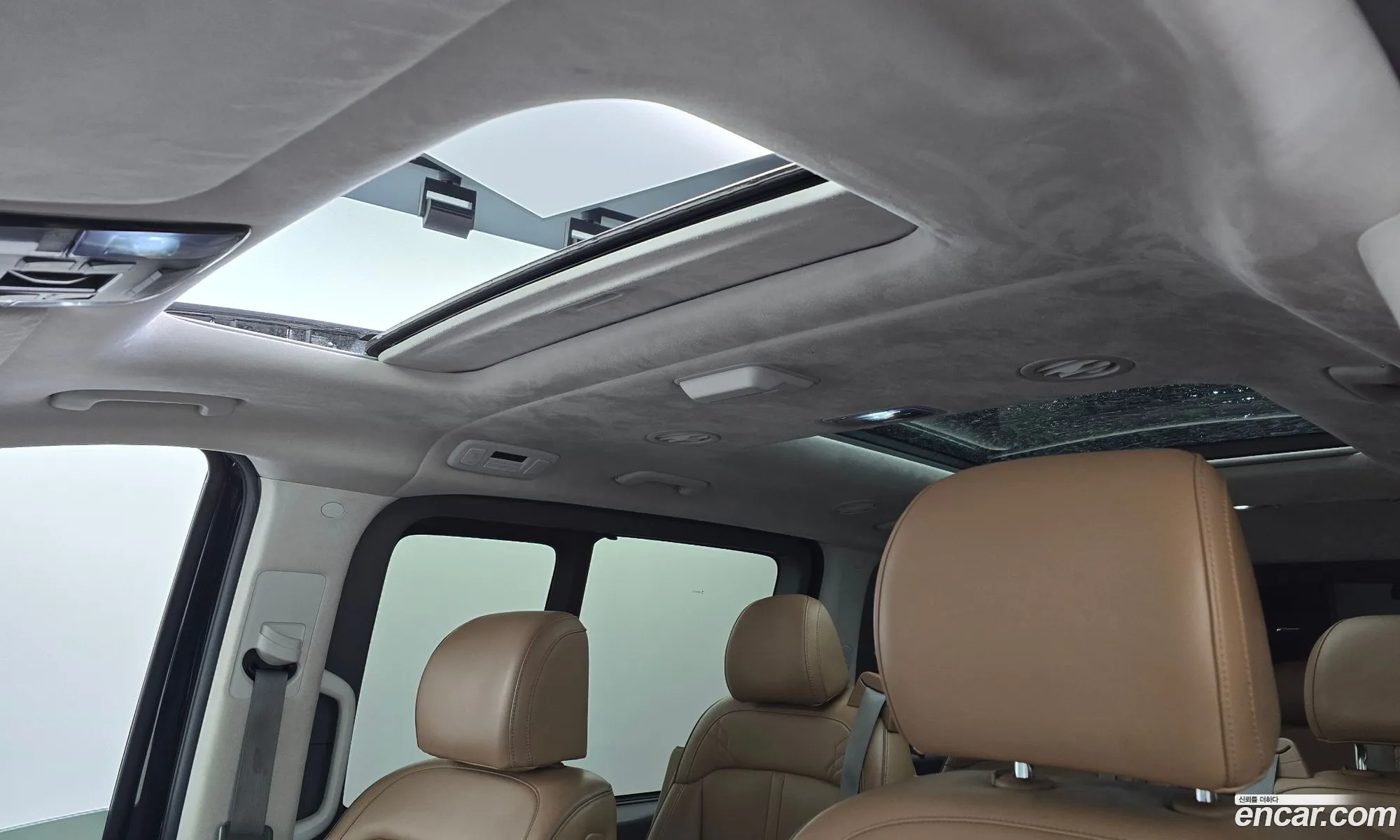 Hyundai Staria 2021 — 5
