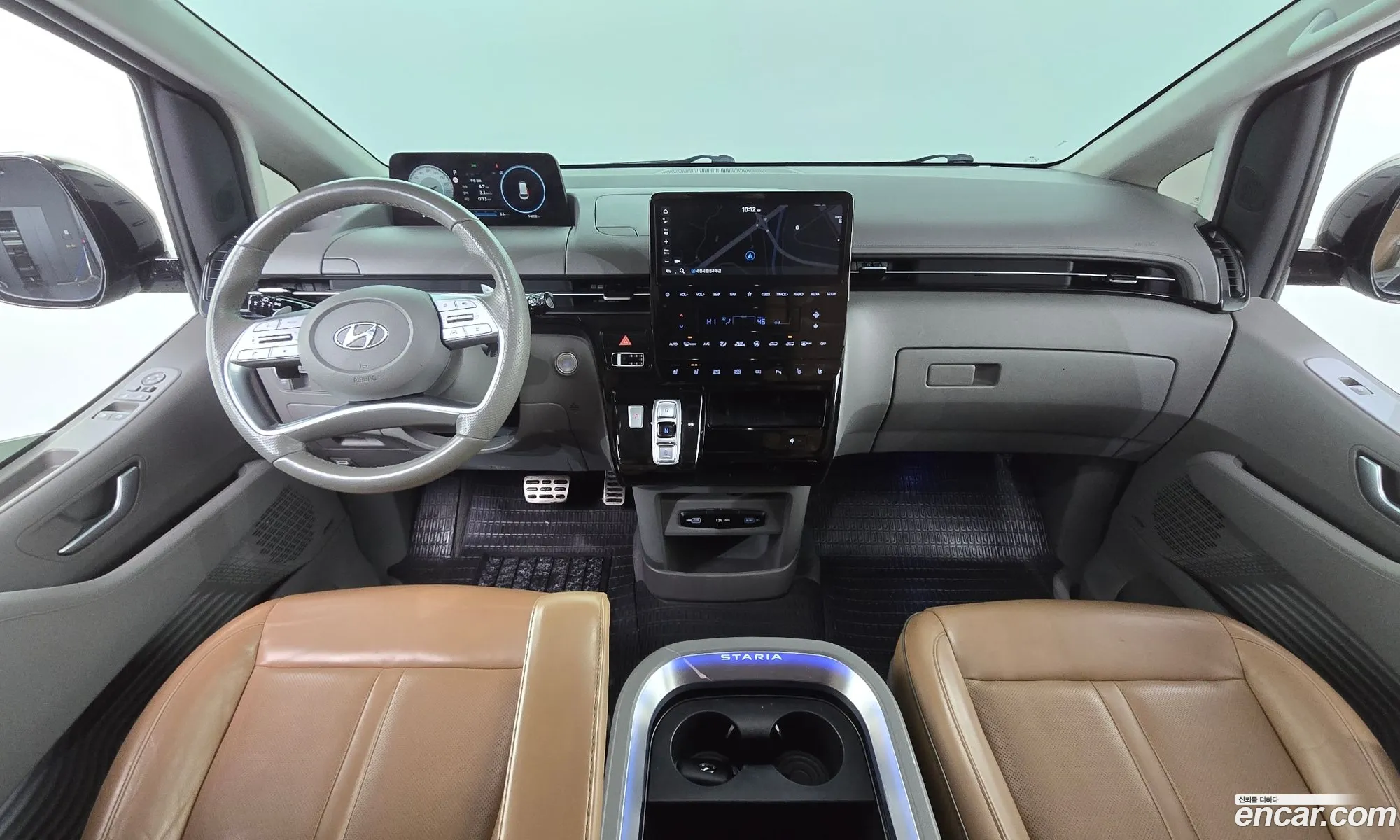 Hyundai Staria 2021 — 18
