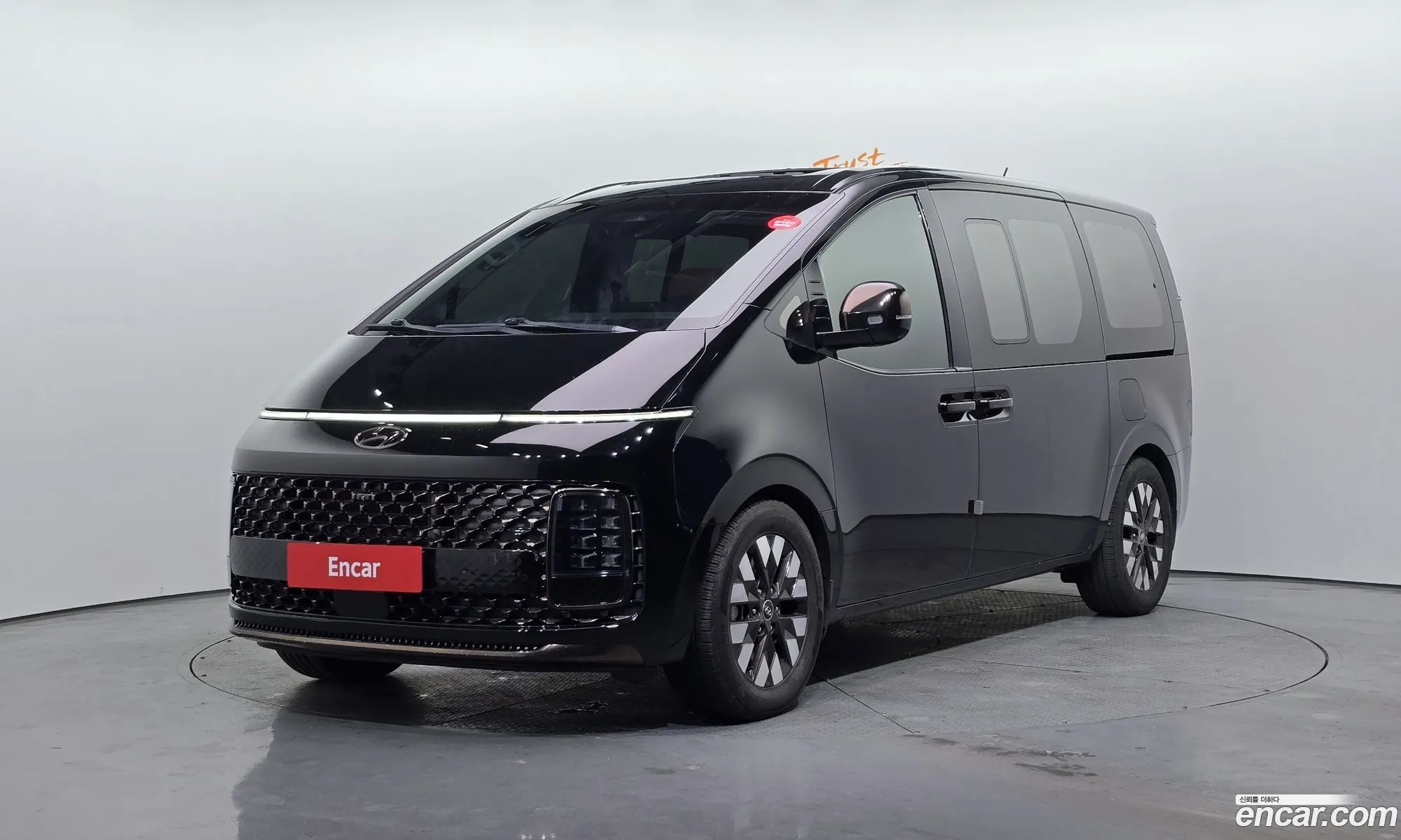 Hyundai Staria 2021 — 11
