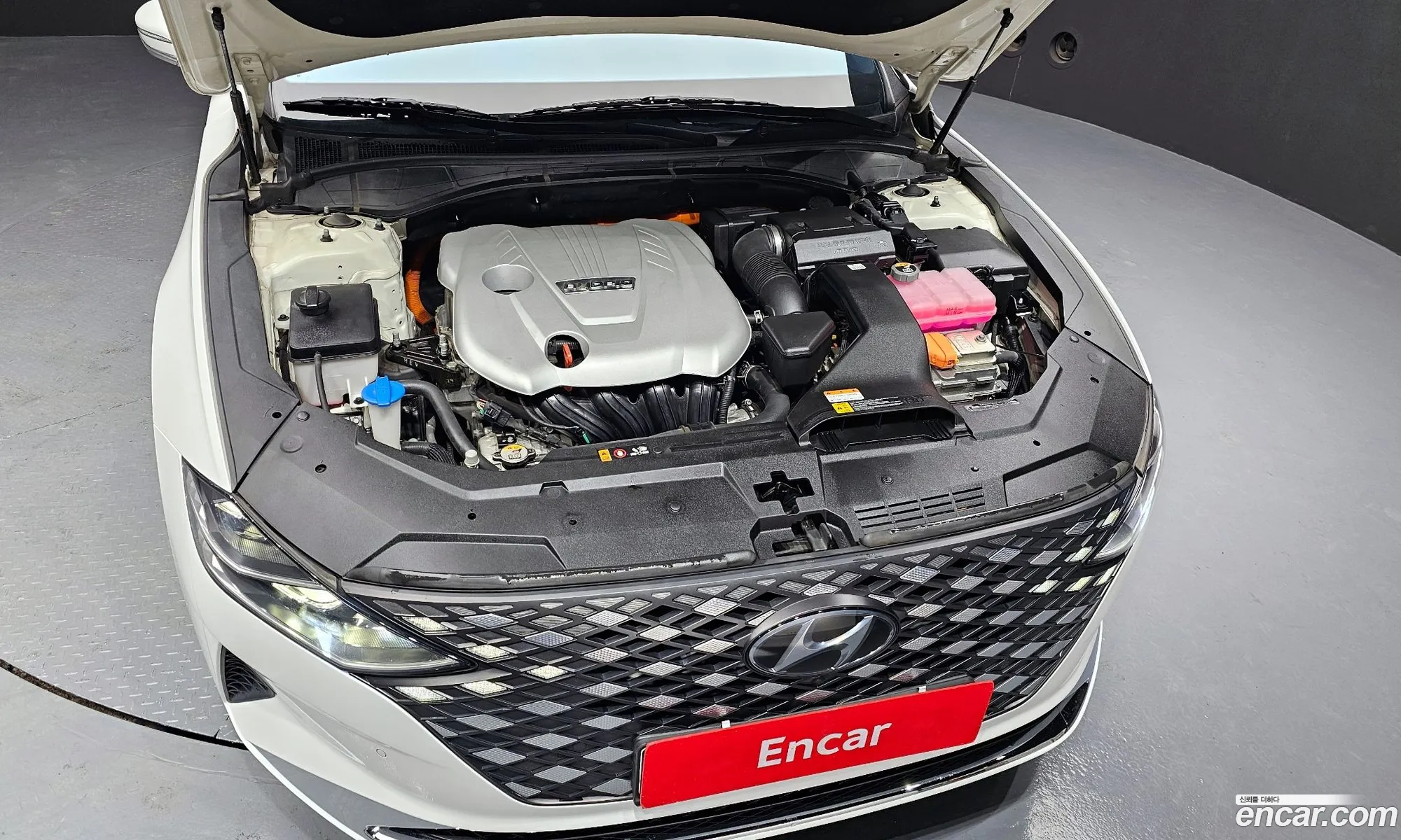 Hyundai Grandeur IG Hybrid 2021 — 14
