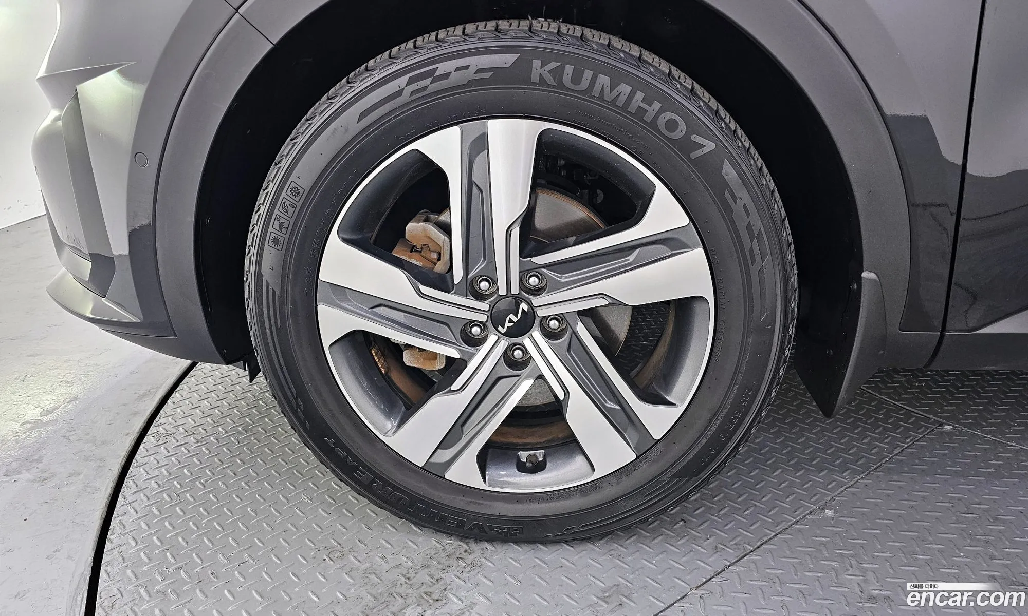 Kia Sorento 2022 — 16