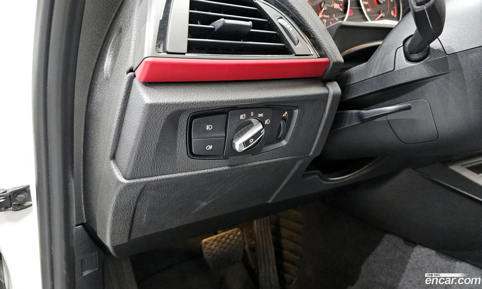 BMW 1 Series 2017 WBA1S5104H5G76296 — 4