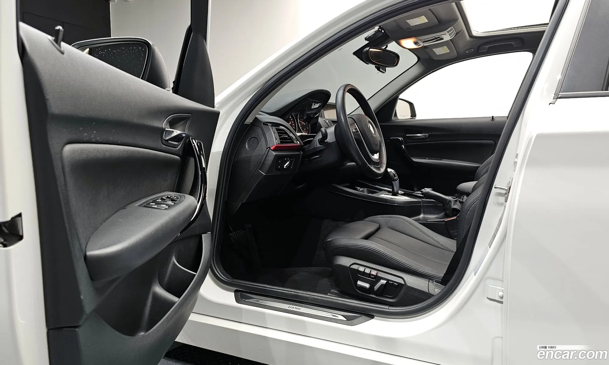 BMW 1 Series 2017 WBA1S5104H5G76296 — 6