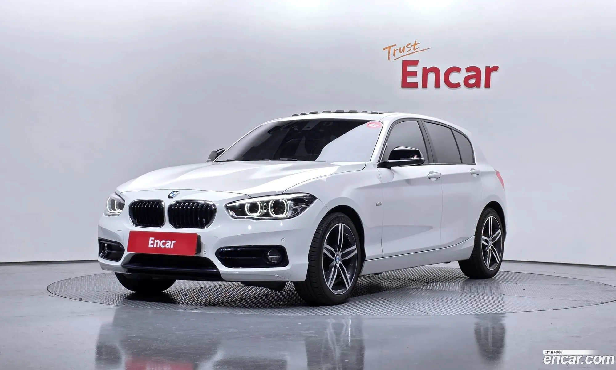 BMW 1 Series 2017 WBA1S5104H5G76296 — 17