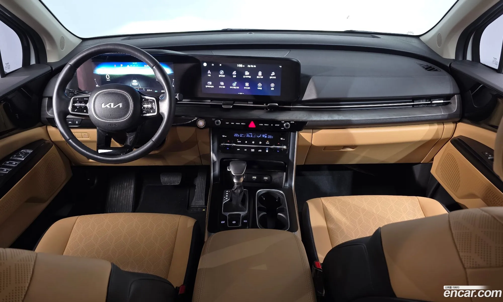 Kia Carnival 2023 — 7