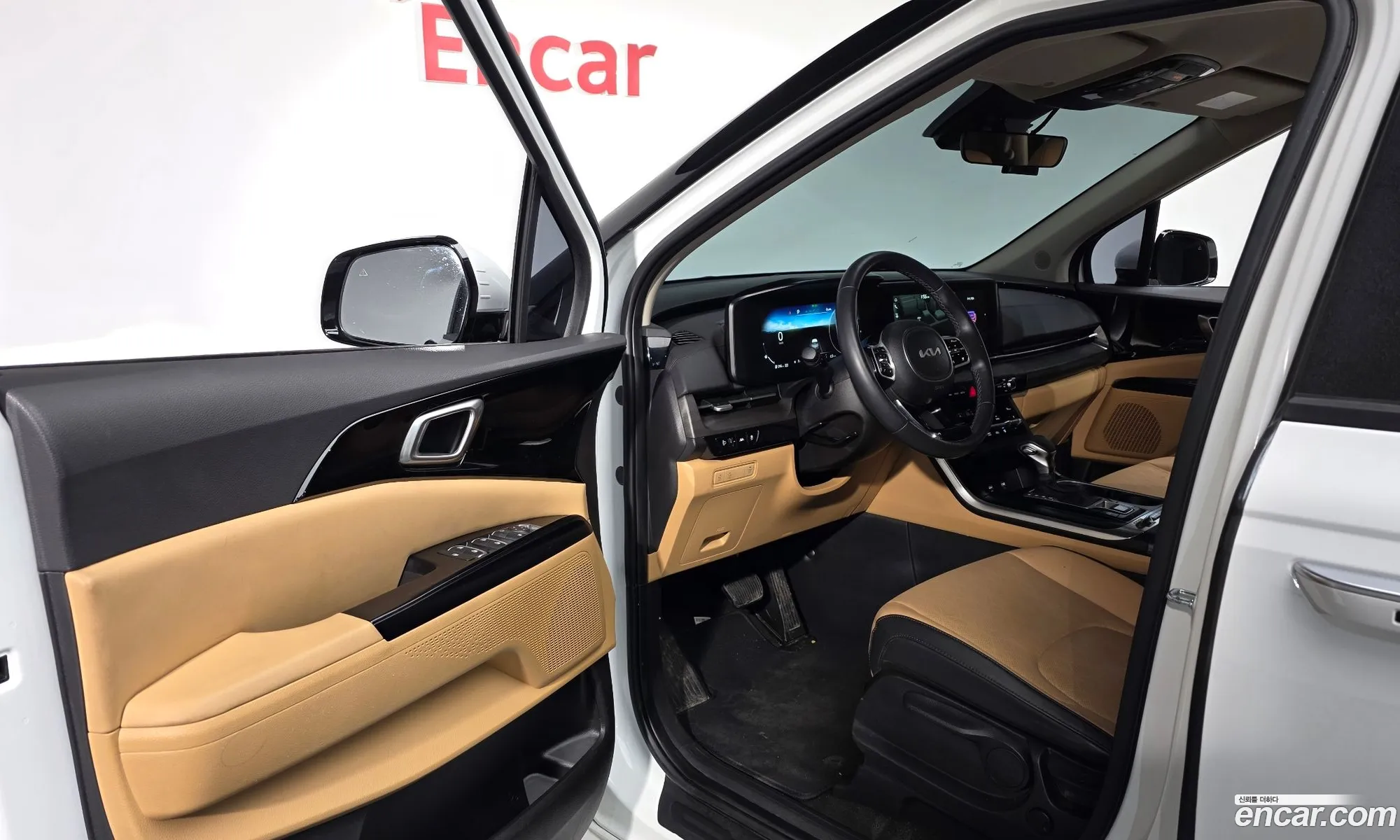 Kia Carnival 2023 — 20