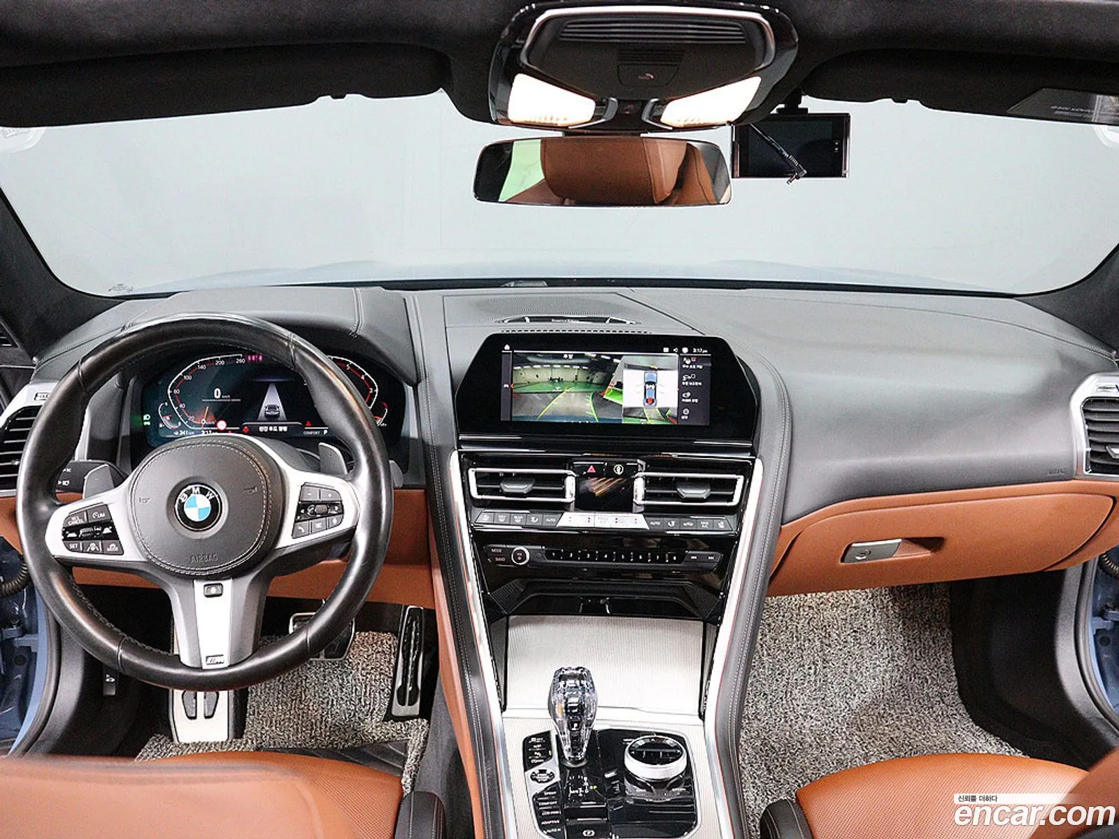 BMW 8 Series 2021 — 20