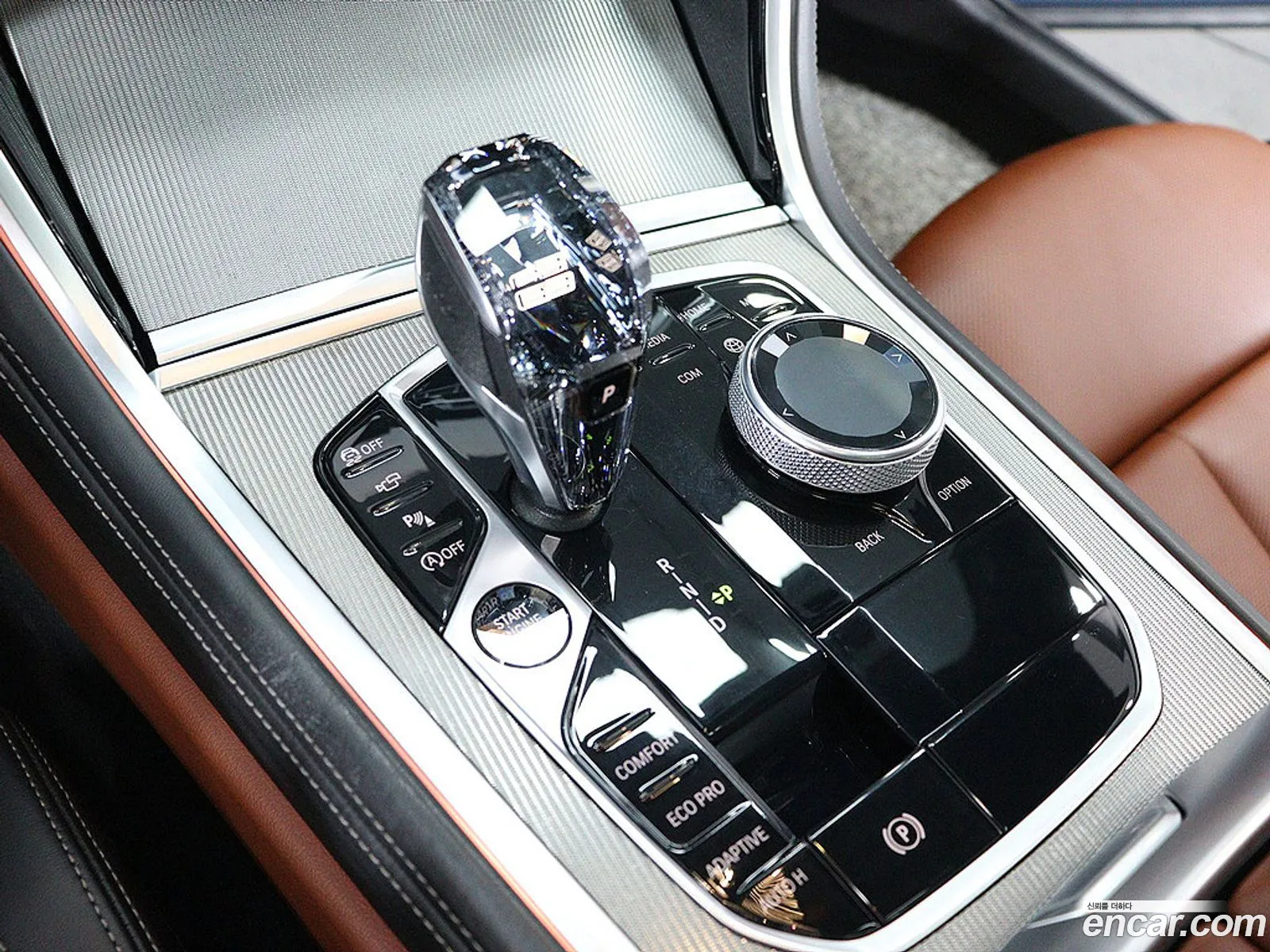 BMW 8 Series 2021 — 14
