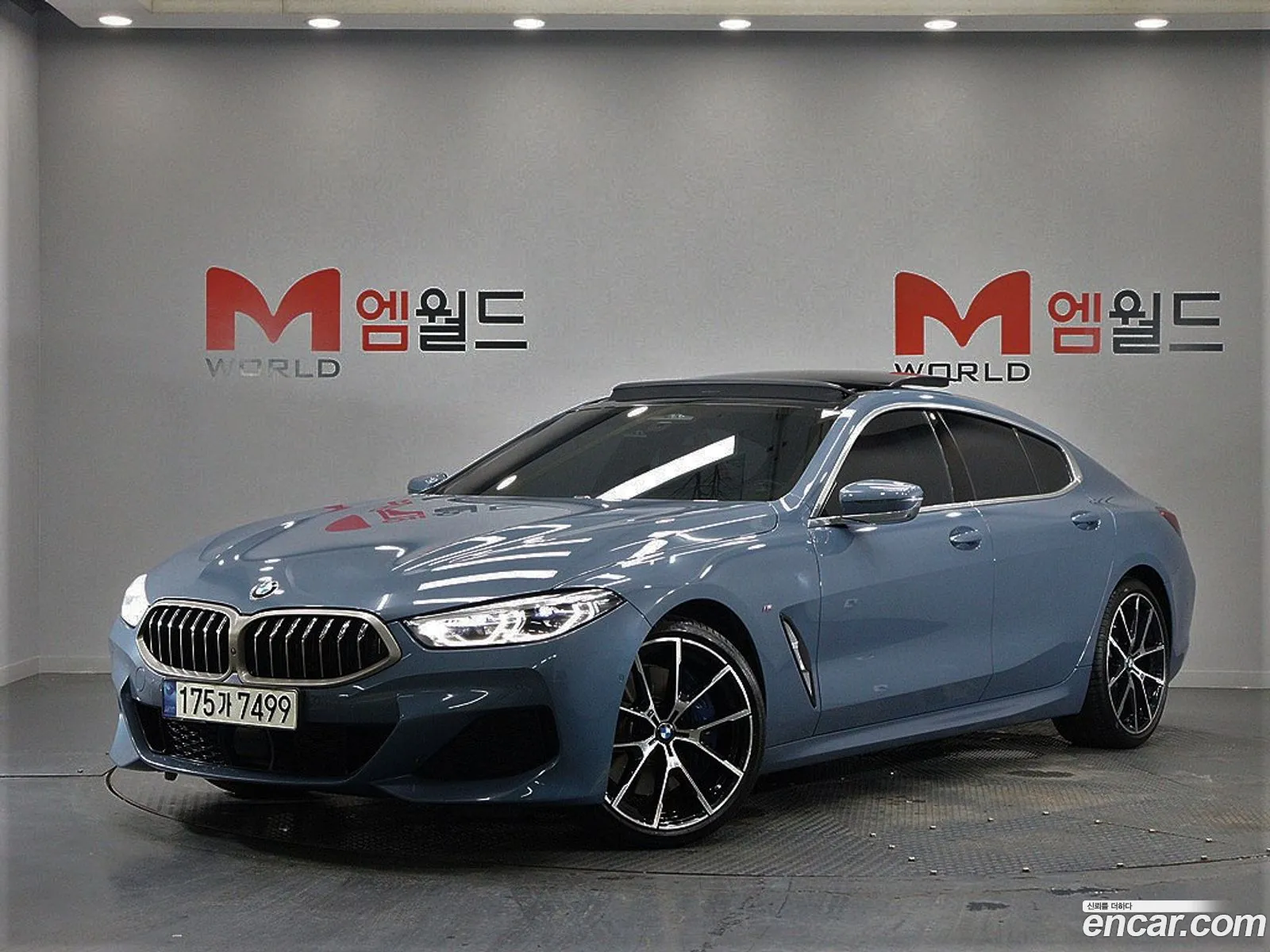 BMW 8 Series 2021 — 19