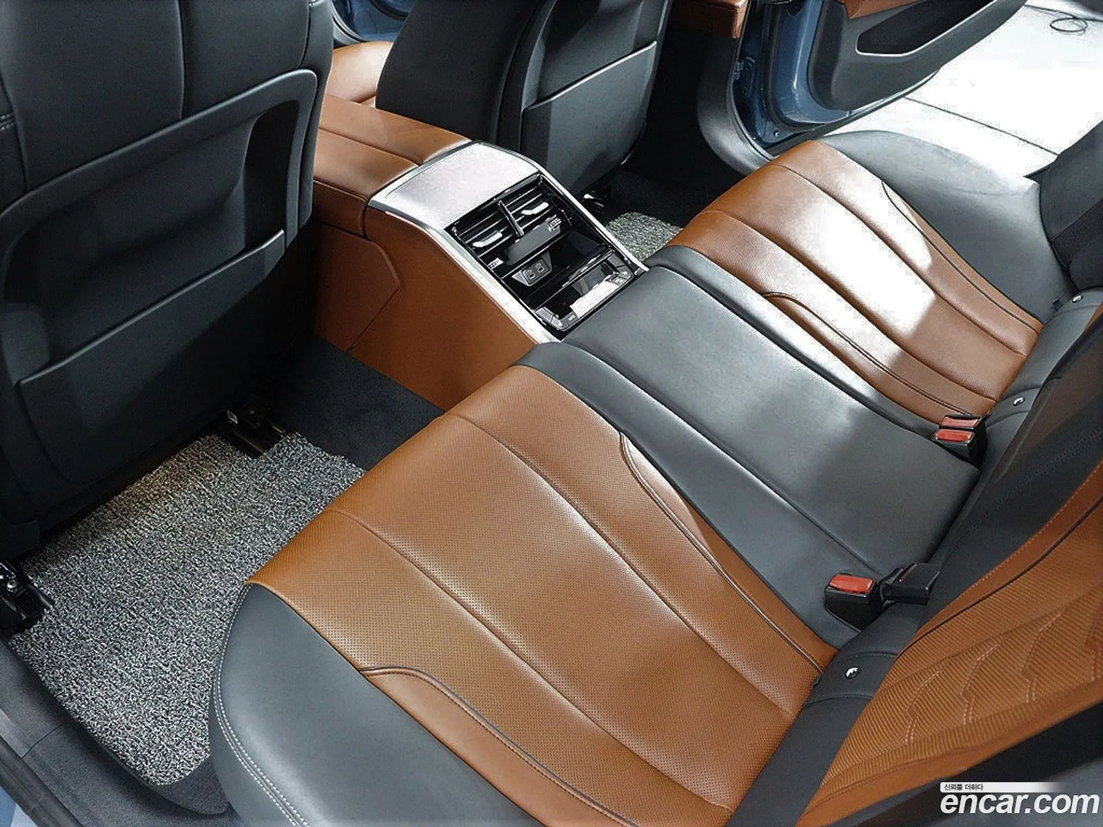 BMW 8 Series 2021 — 12