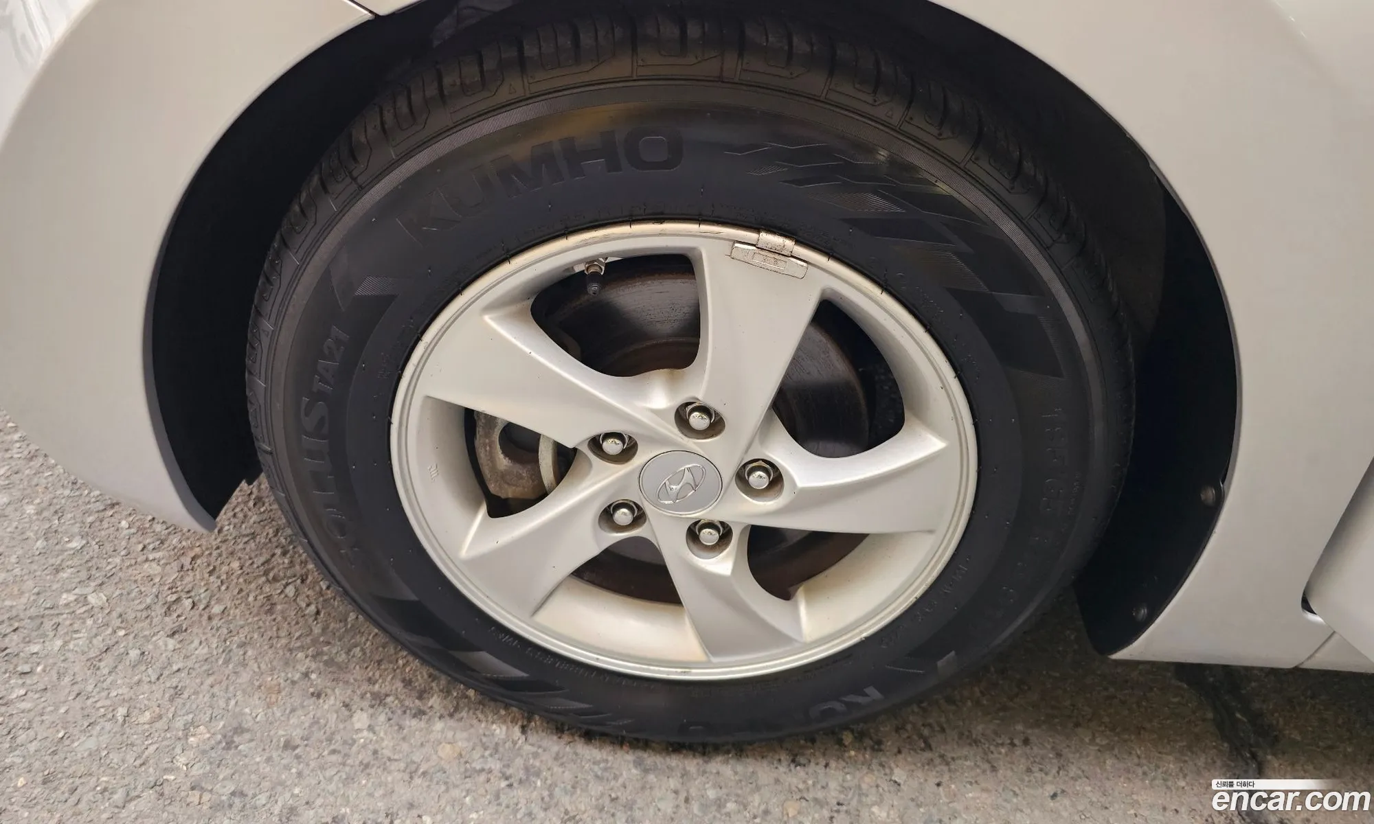 Hyundai Elantra 2015 — 5