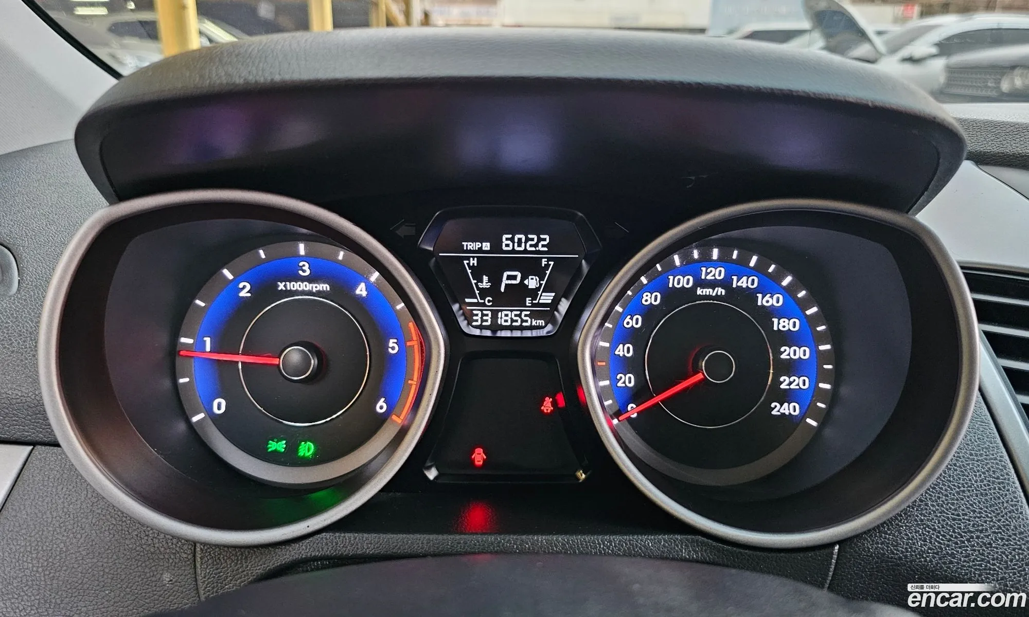Hyundai Elantra 2015 — 12