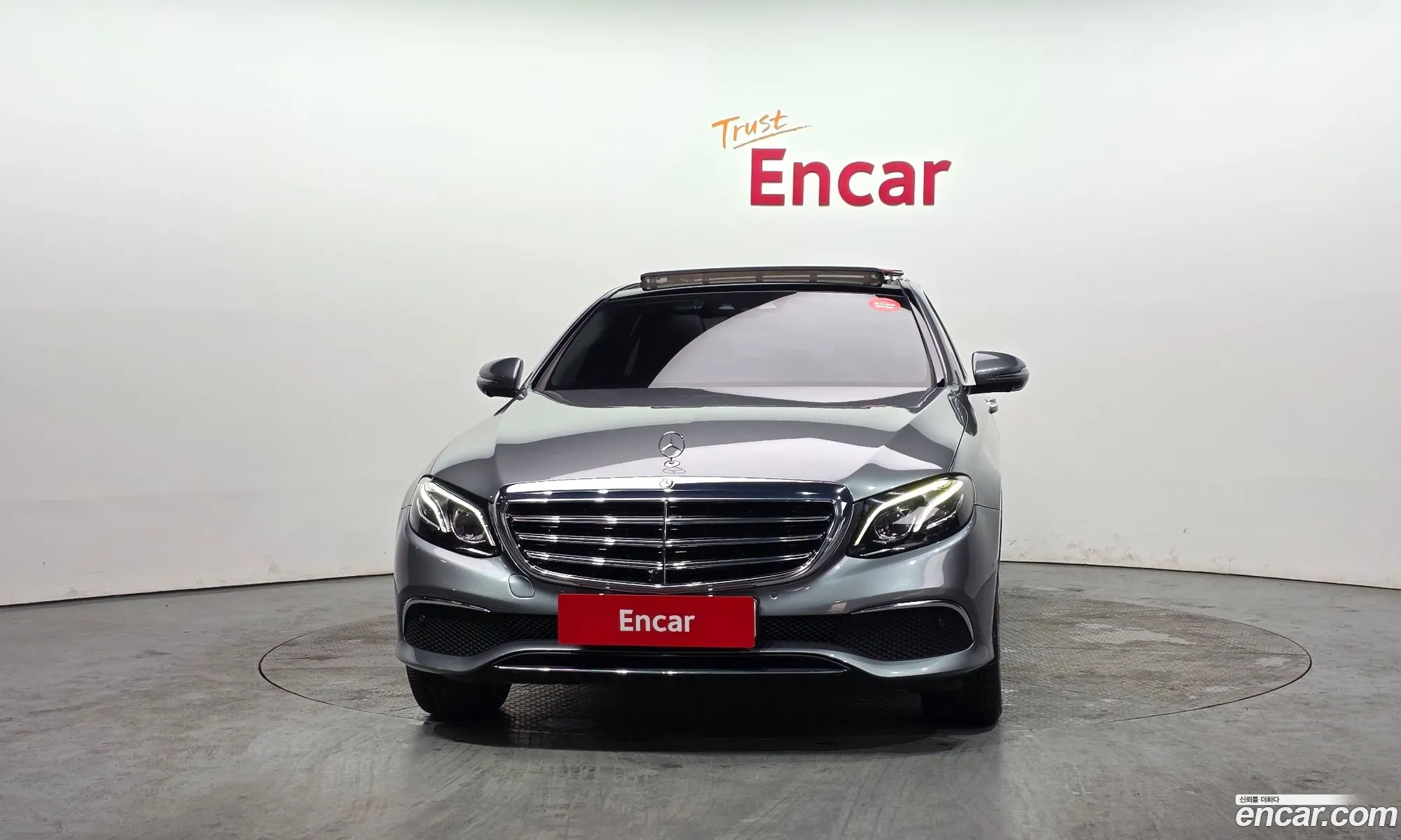 Mercedes-Benz E-Class W213 2017 — 11