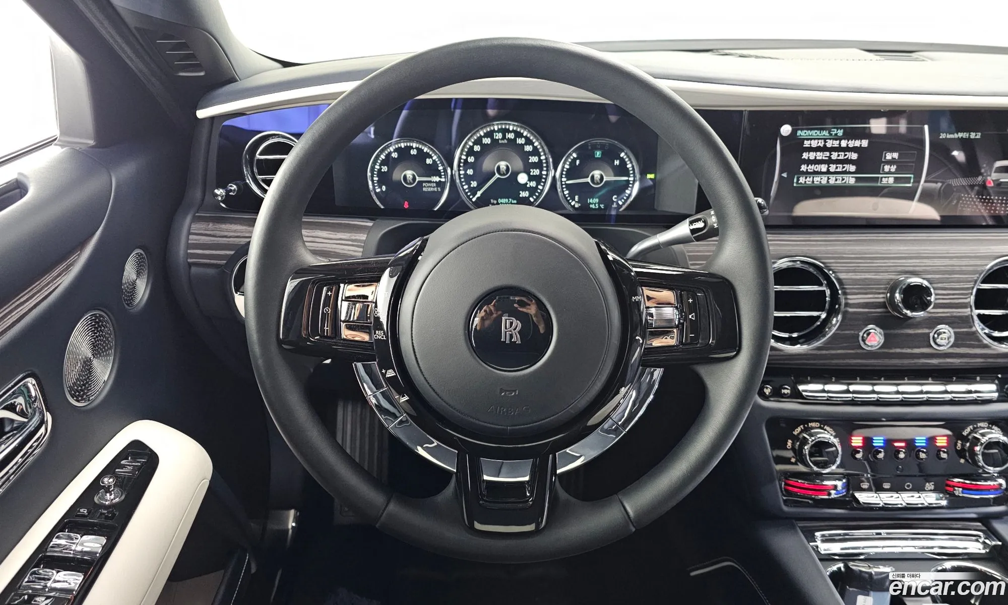 Rolls-Royce Ghost 2023 SCATV0101PU216964 — 11