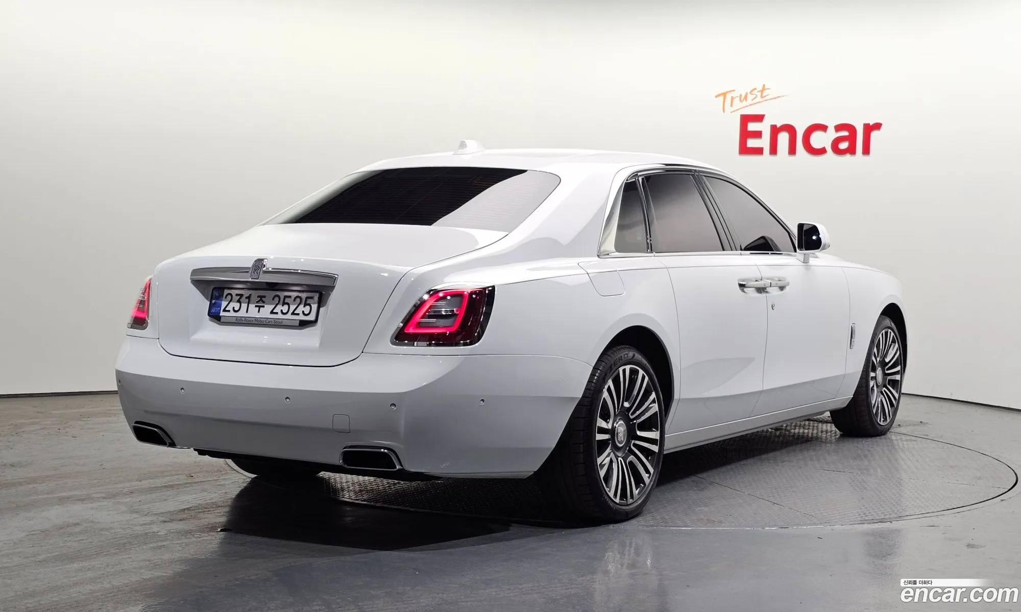 Rolls-Royce Ghost 2023 SCATV0101PU216964 — 19