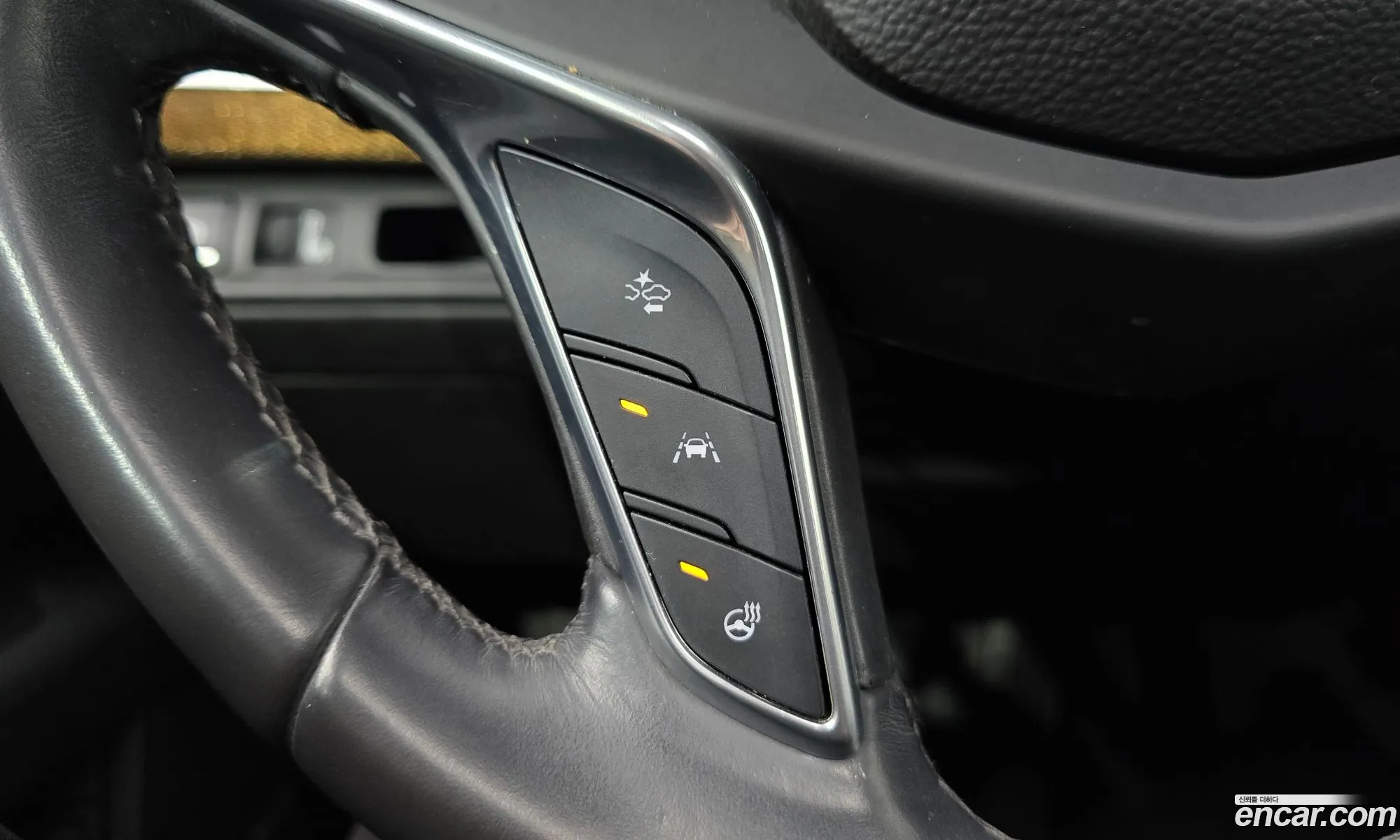 Cadillac CT6 2016 1G6K95RS9GU166667 — 18