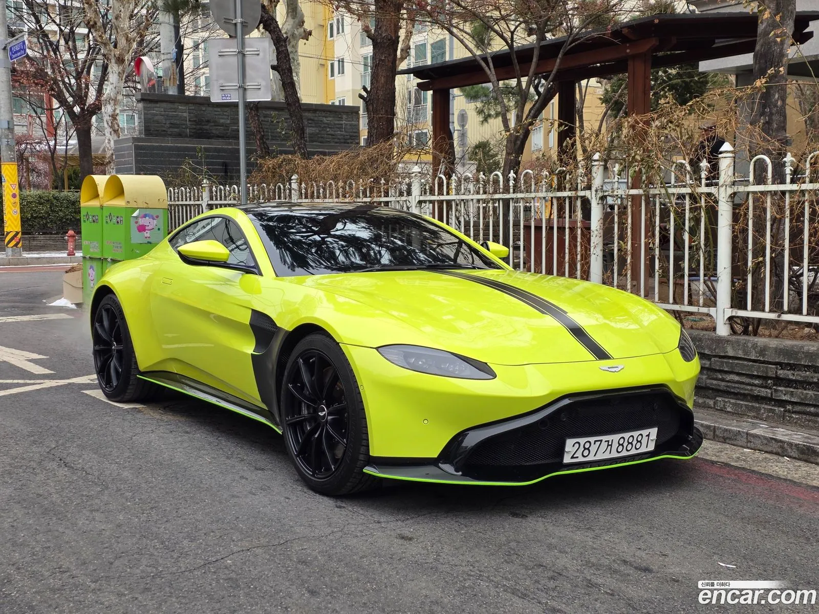 Aston Martin Vantage 2018 — 9