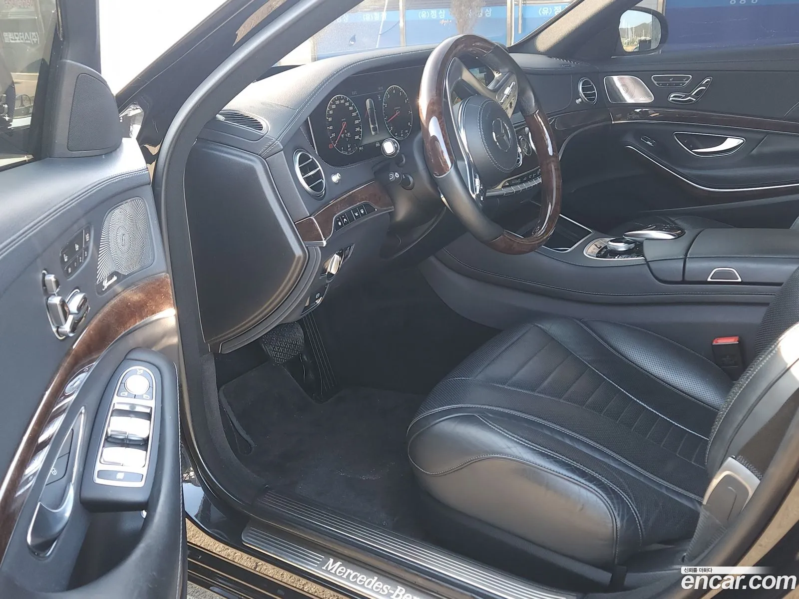 Mercedes-Benz S-Class W222 2019 — 19