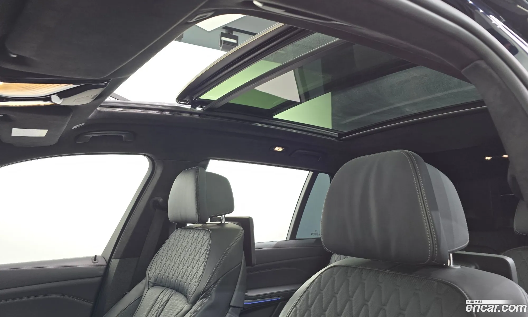 BMW X7 2021 11111111111111111 — 20