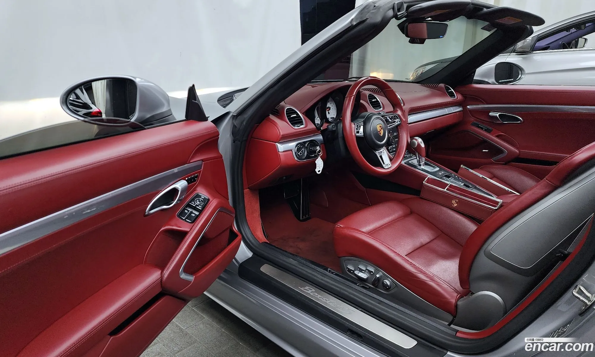 Porsche 718 Boxster 2016 WP0CB2989HS240269 — 18