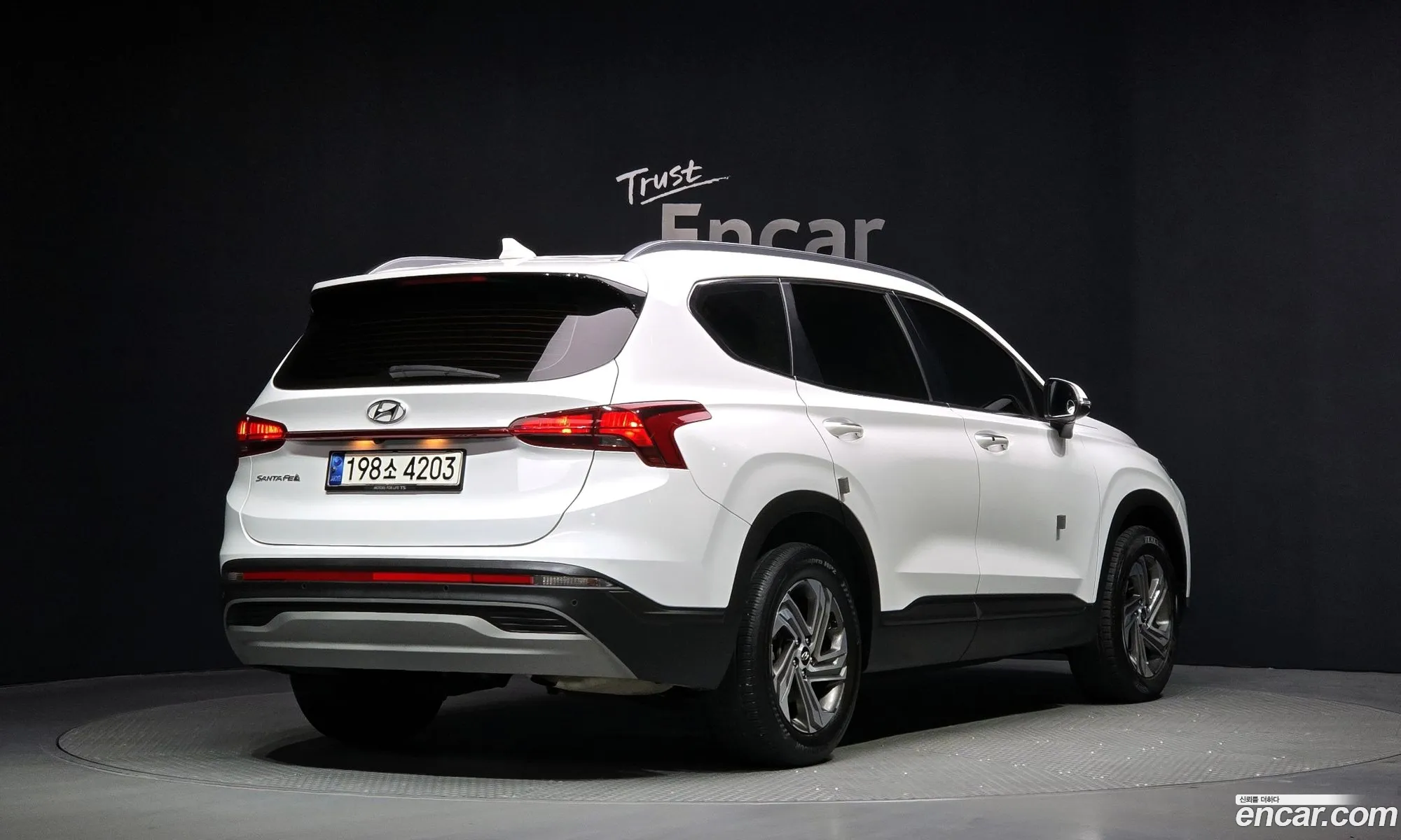 Hyundai Santa Fe 2021 — 4