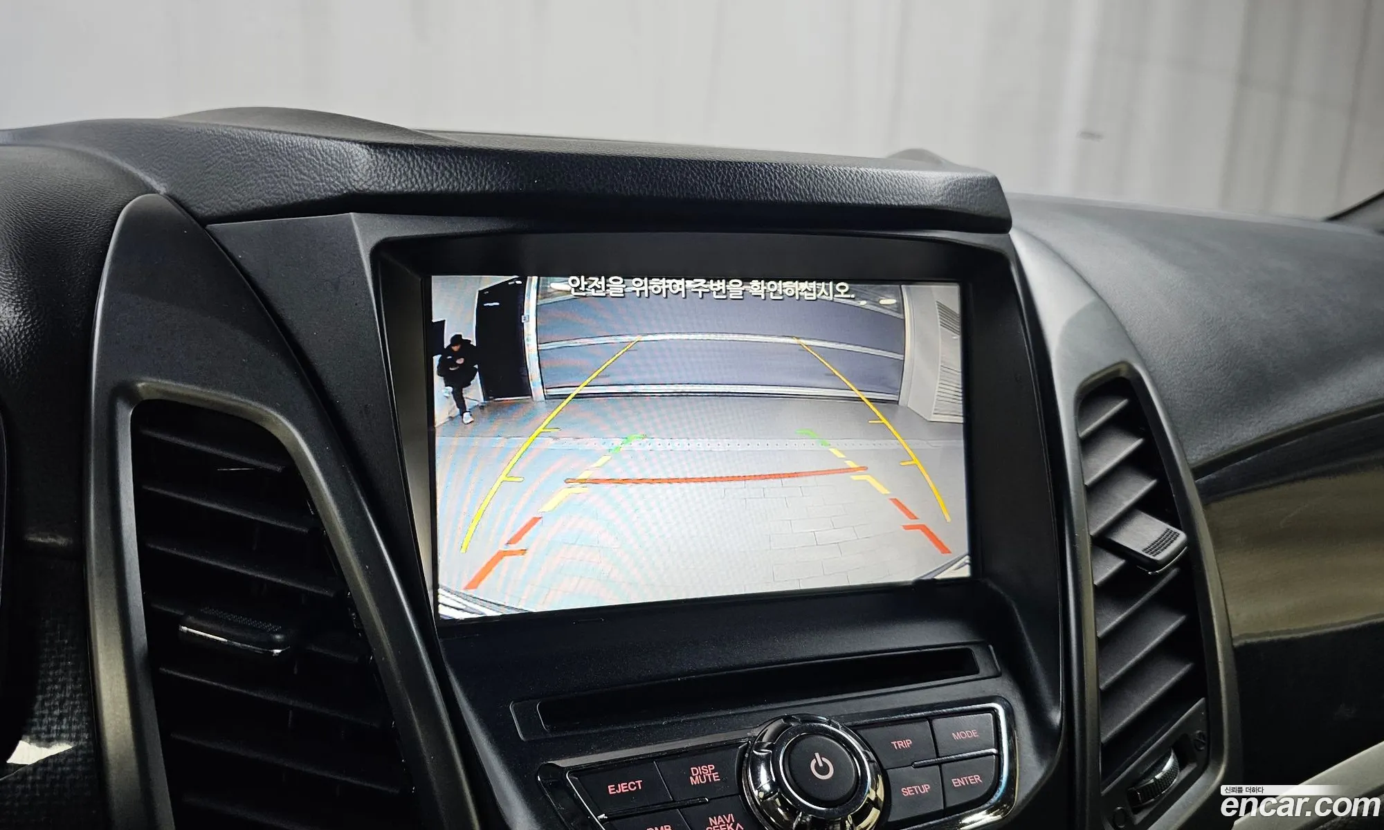 KG Mobility (SsangYong) Style Korando C 2018 — 14