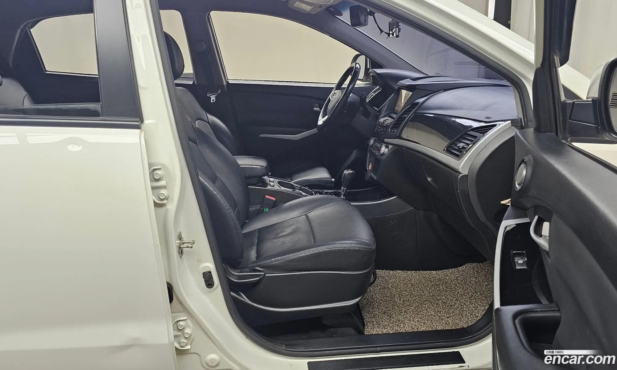 KG Mobility (SsangYong) Style Korando C 2018 — 18