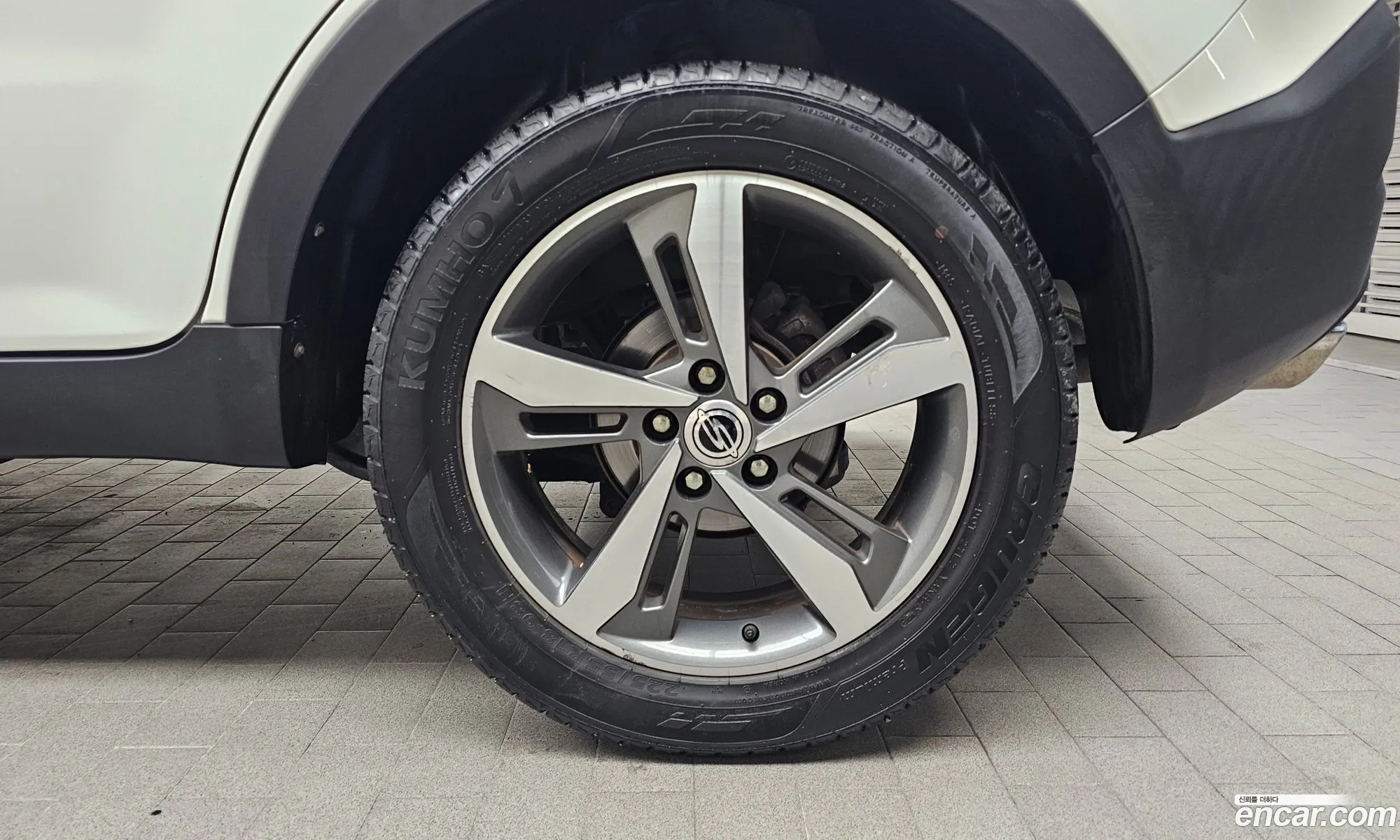 KG Mobility (SsangYong) Style Korando C 2018 — 10