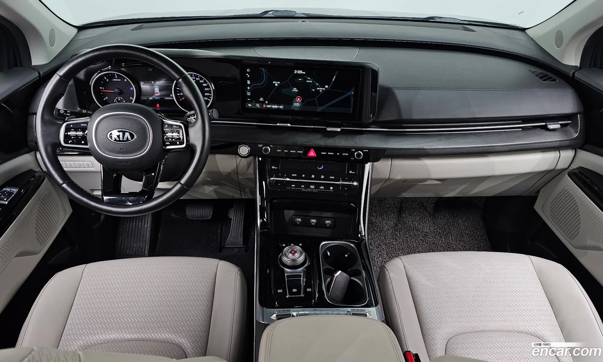 Kia Carnival 2021 — 11