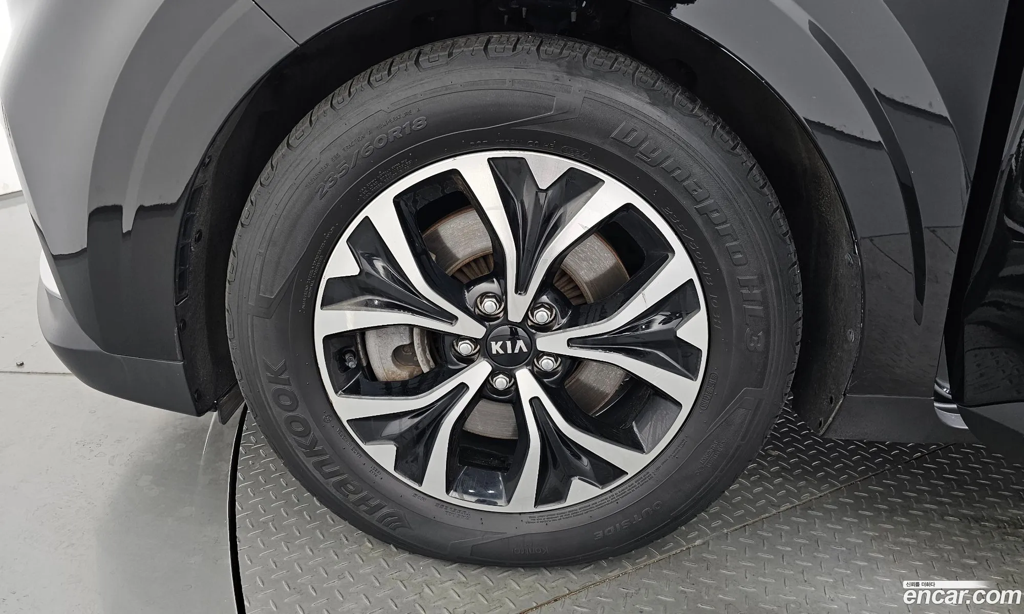 Kia Carnival 2021 — 13