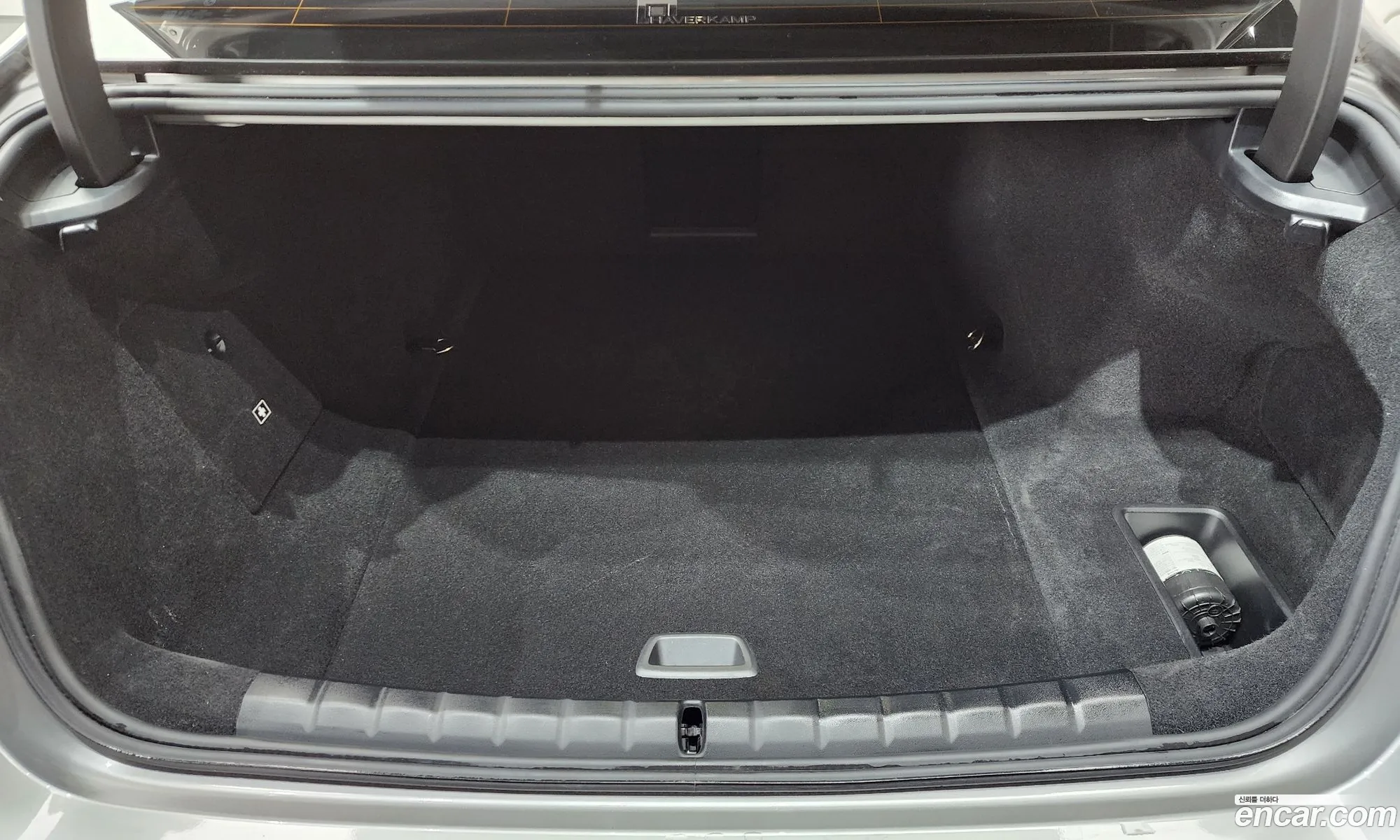 BMW i7 2023 — 14