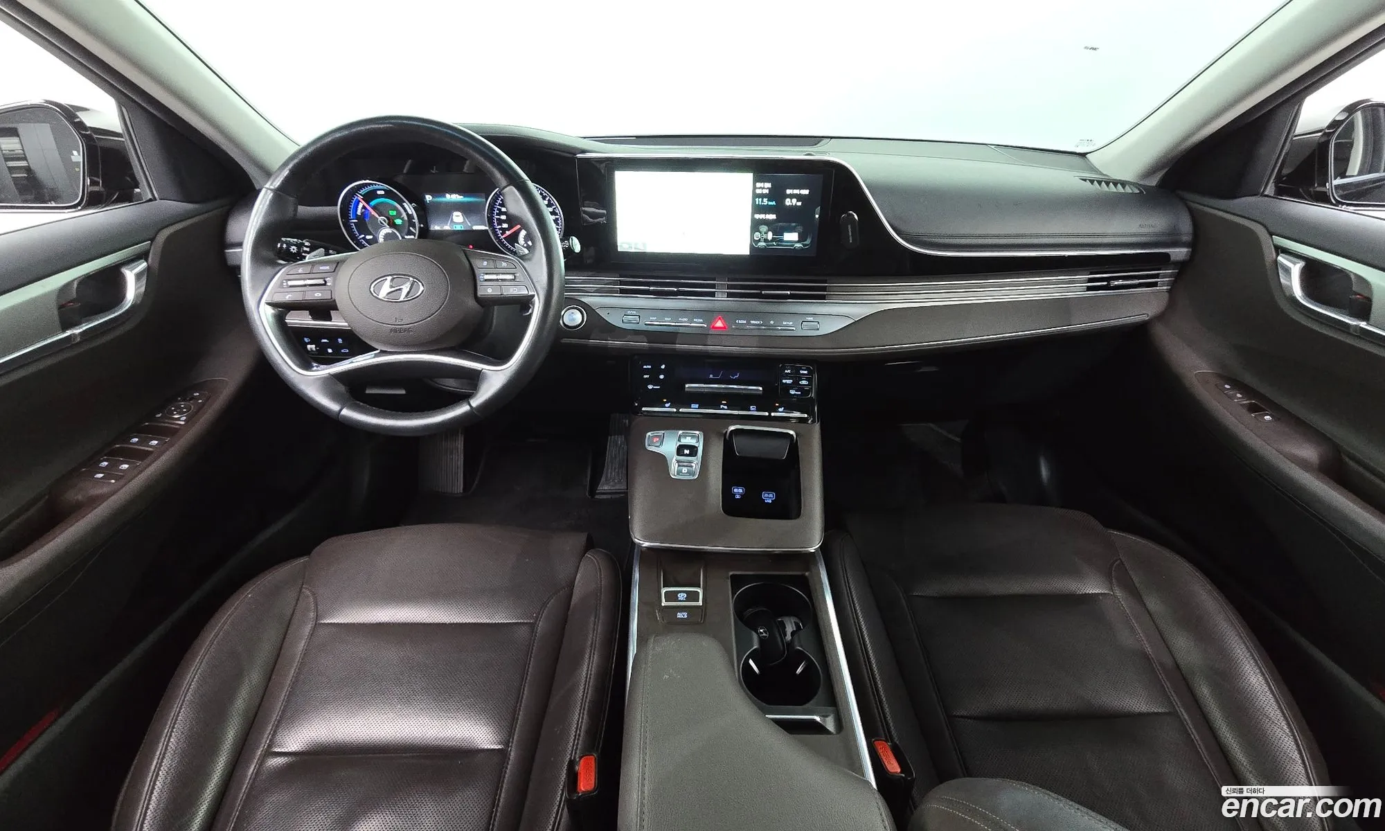 Hyundai Grandeur IG Hybrid 2021 — 13
