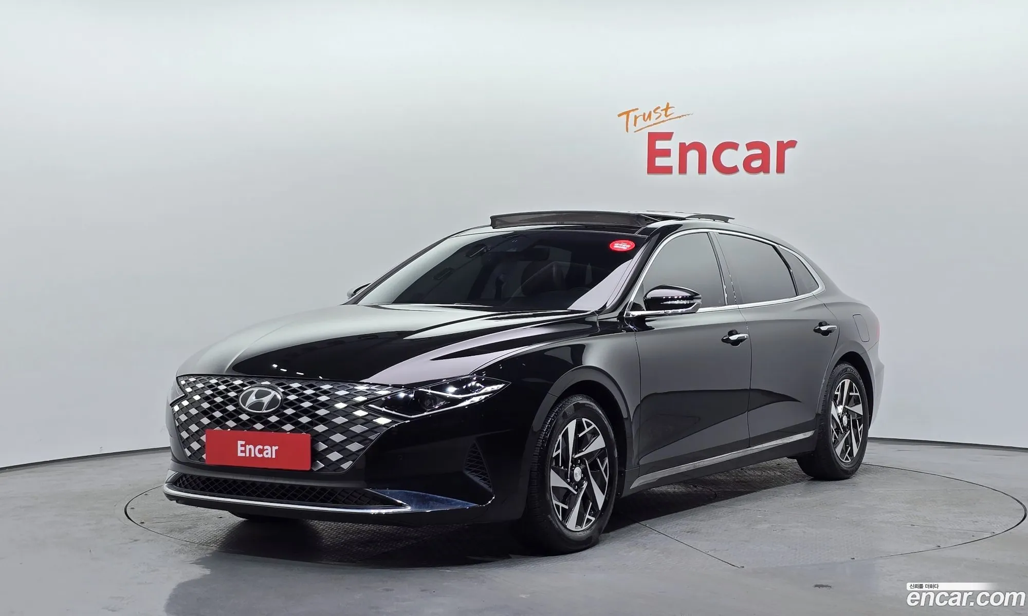 Hyundai Grandeur IG Hybrid 2021 — 16