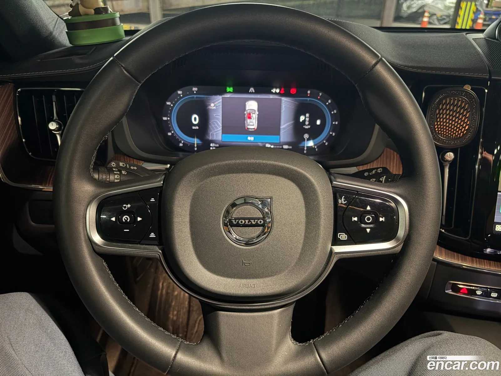 Volvo XC60 2024 — 10