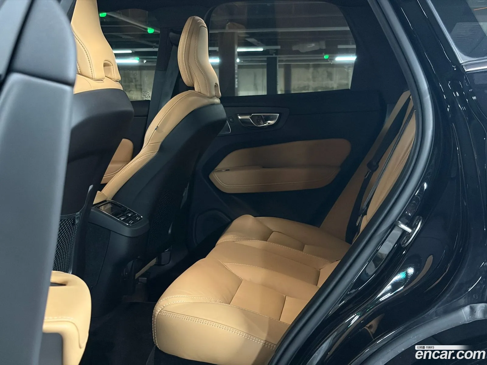 Volvo XC60 2024 — 9