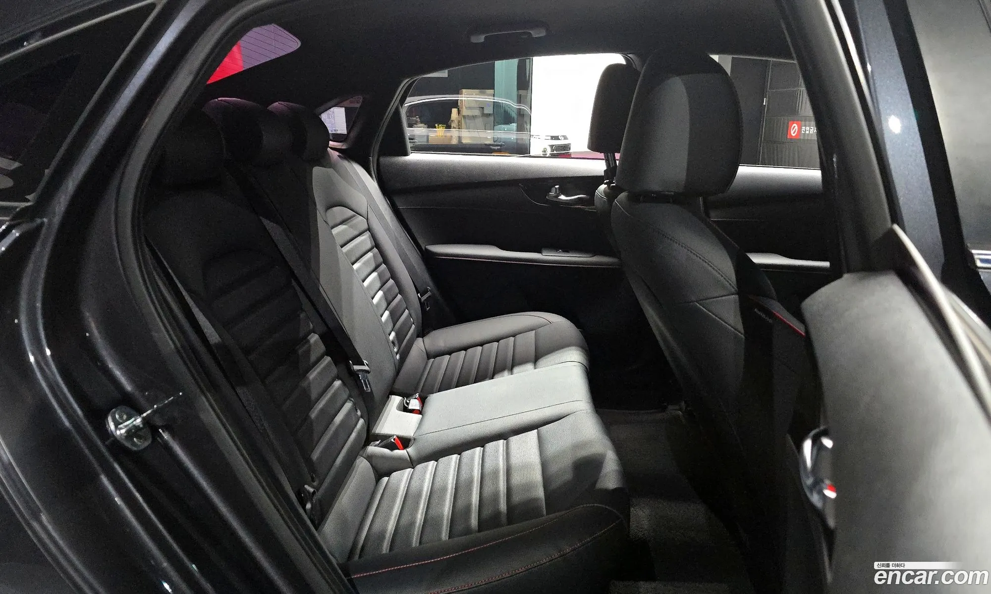 Kia K3 2019 — 6