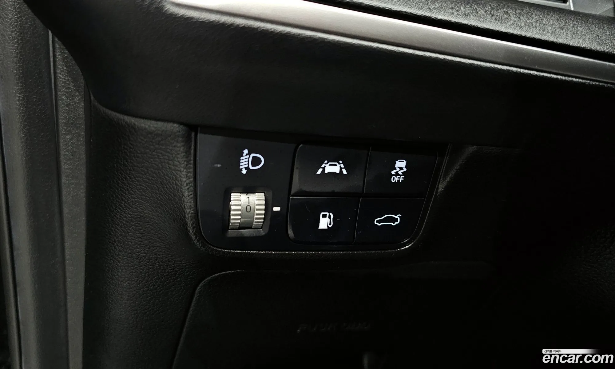 Hyundai Grandeur IG Hybrid 2020 — 18