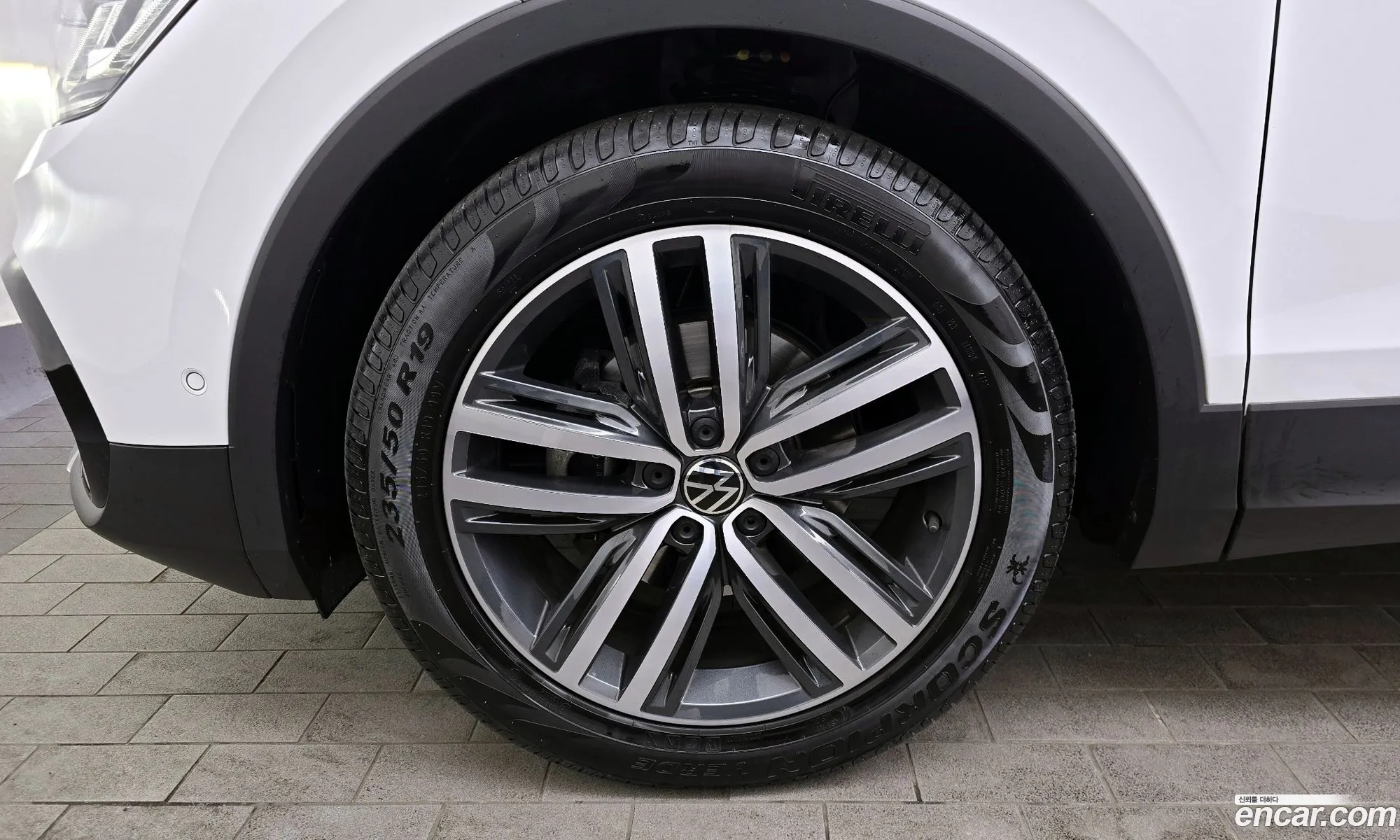 Volkswagen Tiguan 2024 — 18