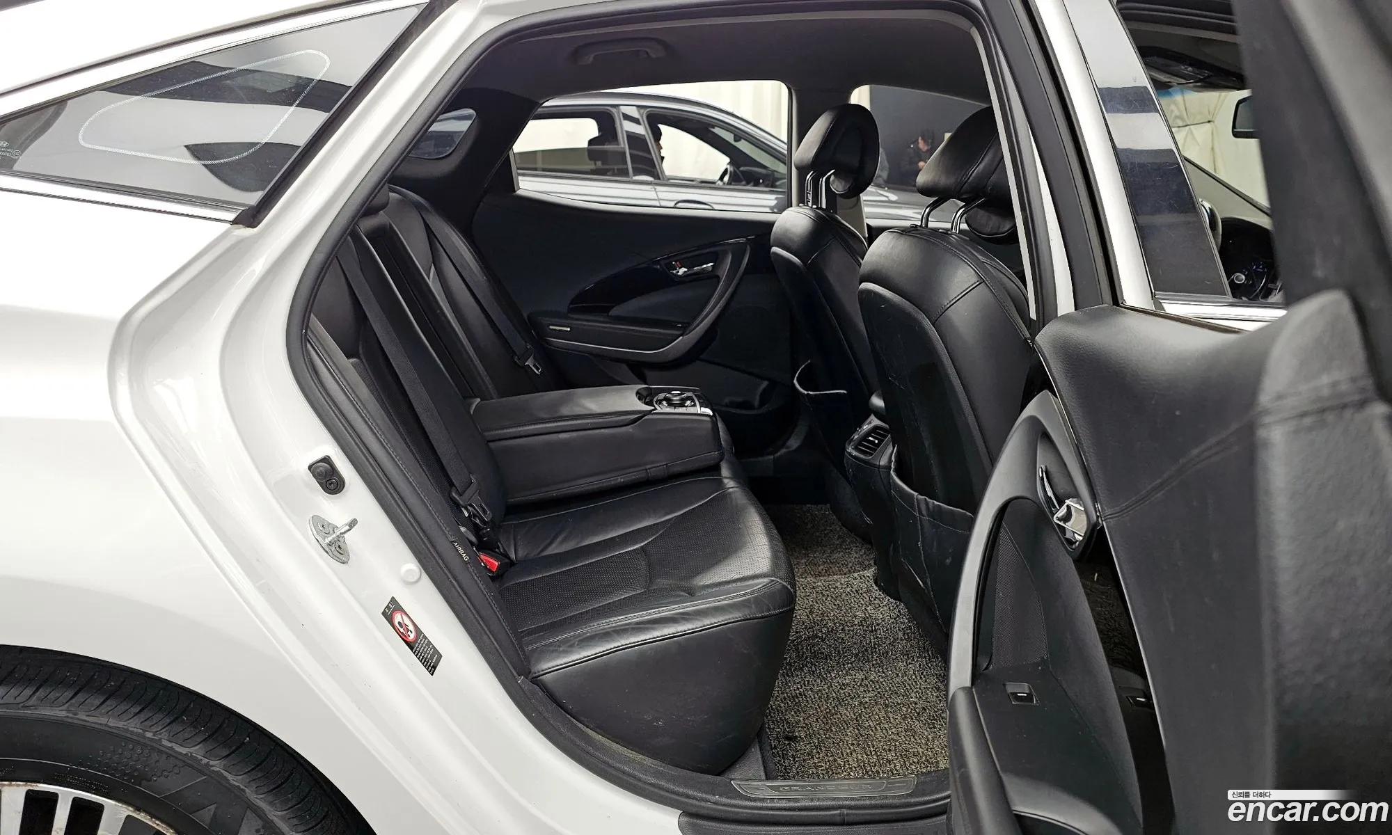 Hyundai Grandeur HG 2012 — 16