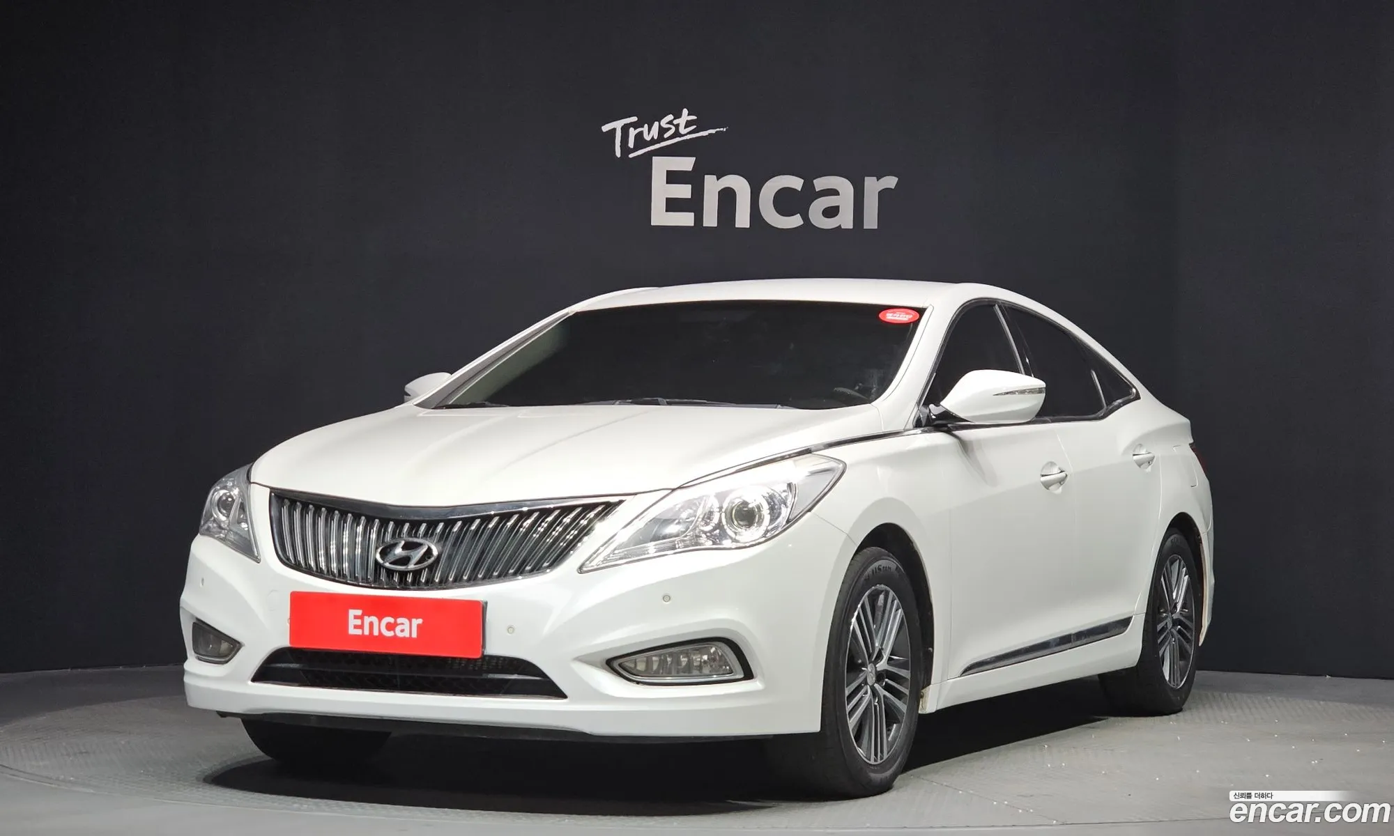 Hyundai Grandeur HG 2012 — 14